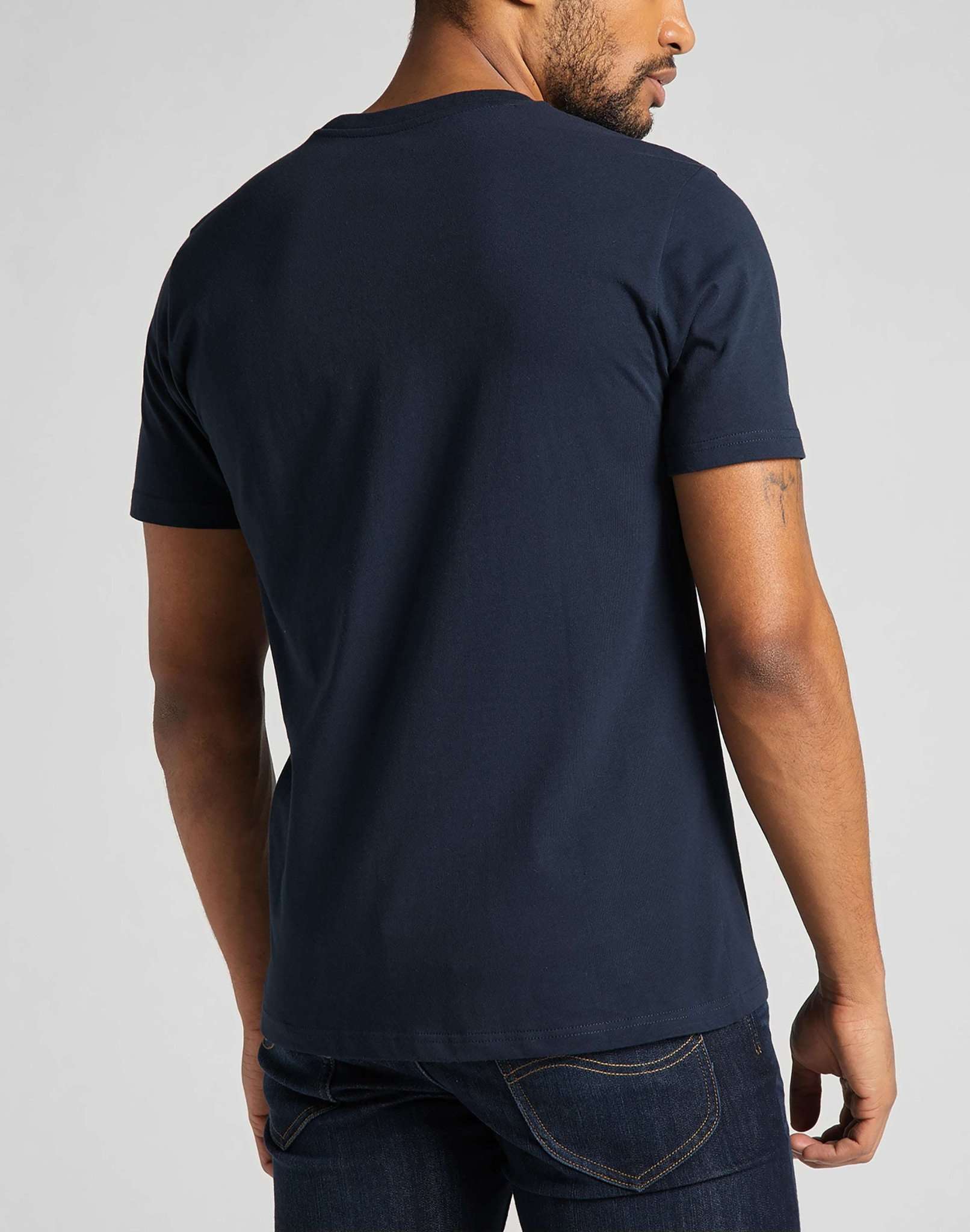 Tee Wobbly Logo en bleu marine T-shirts Lee