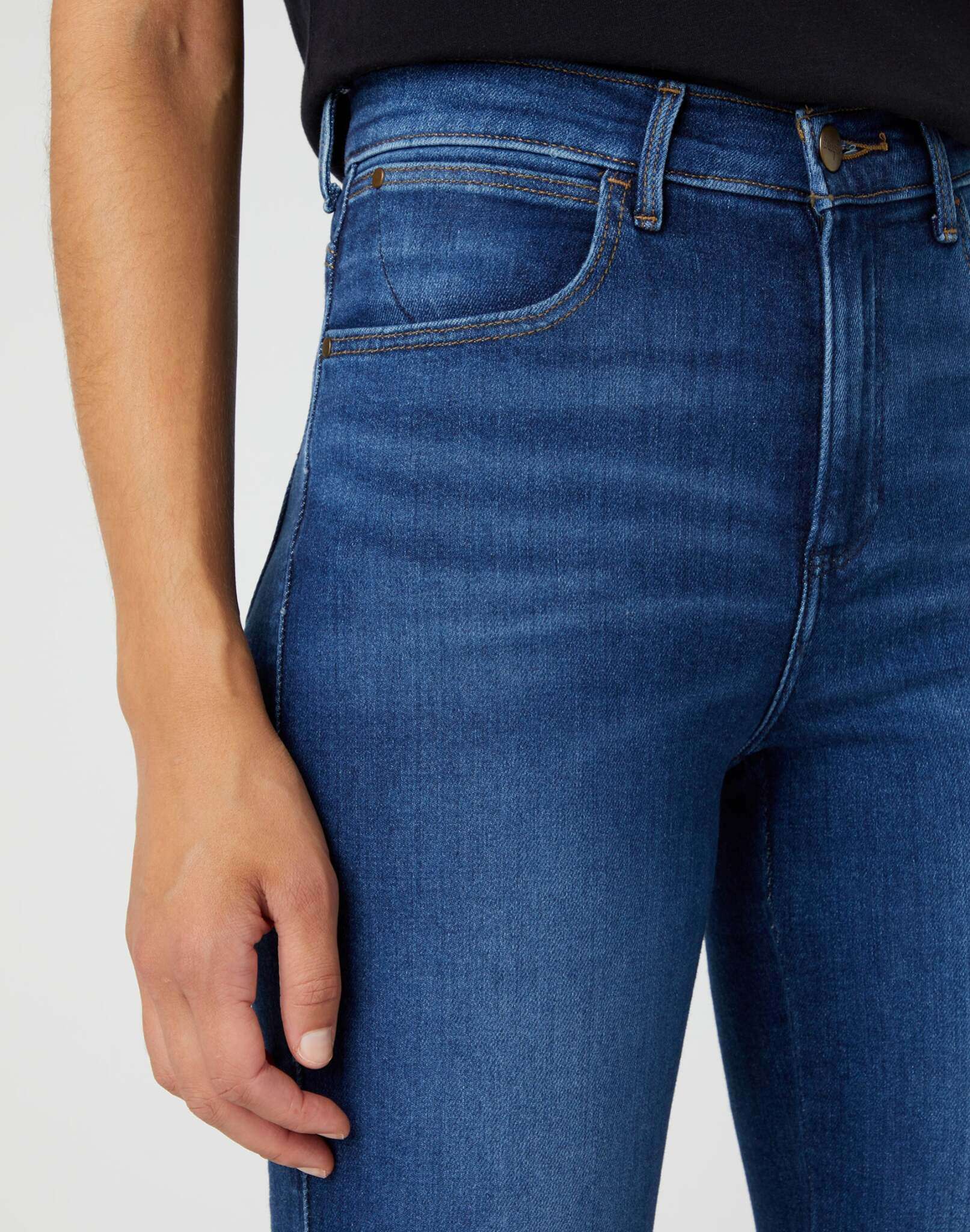 Slim in Authentic Love Jeans Wrangler