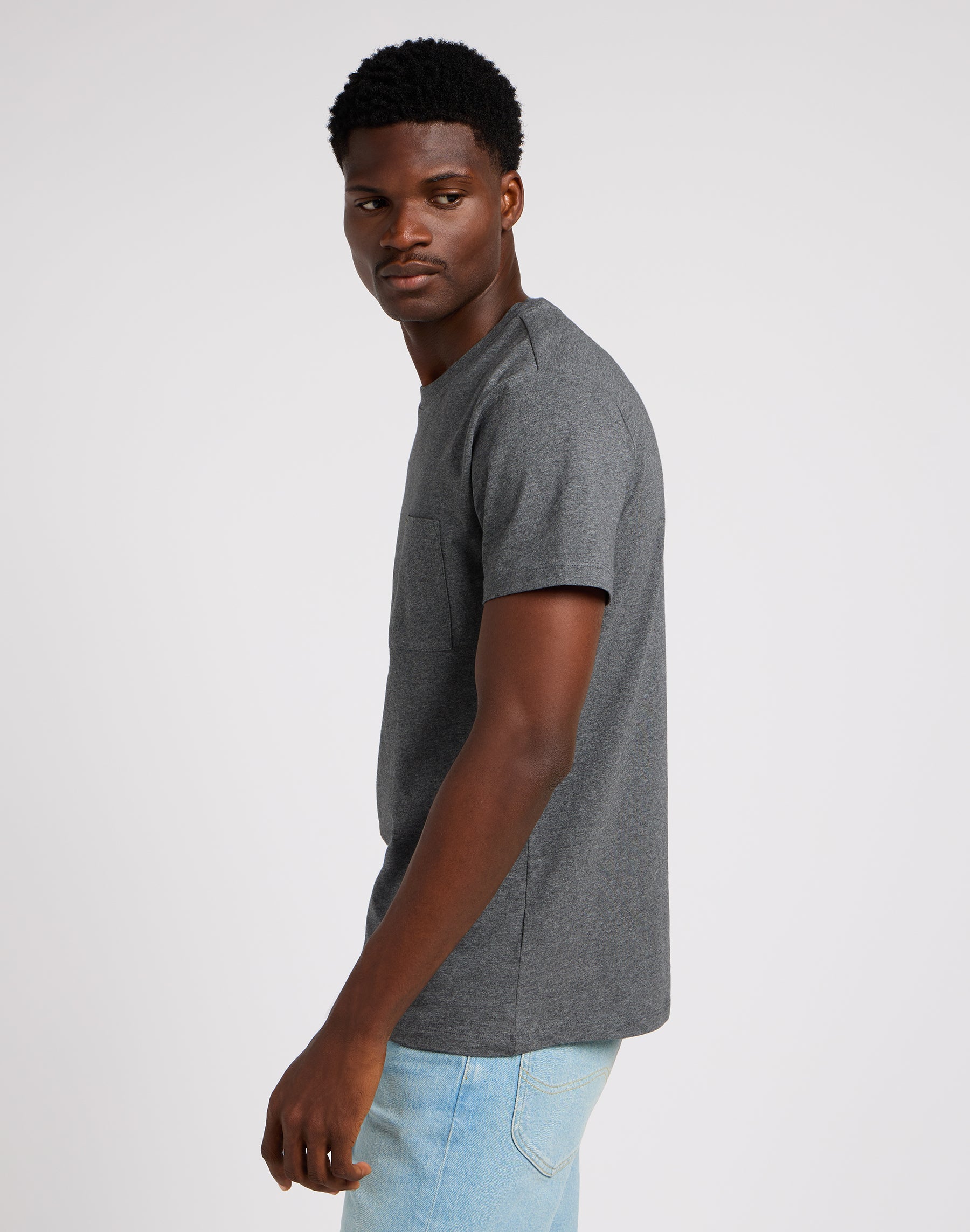 Tee Ultimate Pocket en noir T-shirts Lee