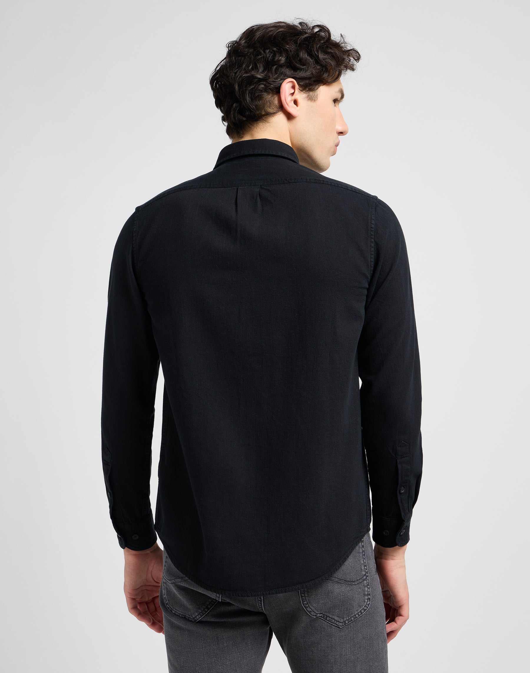Lee Button Down in Black Chemises Lee