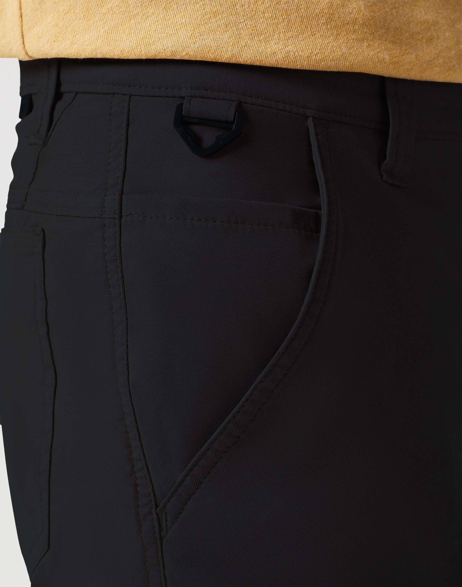 All Terrain Gear Sustainable Utility Pant in Black Pantalon Wrangler