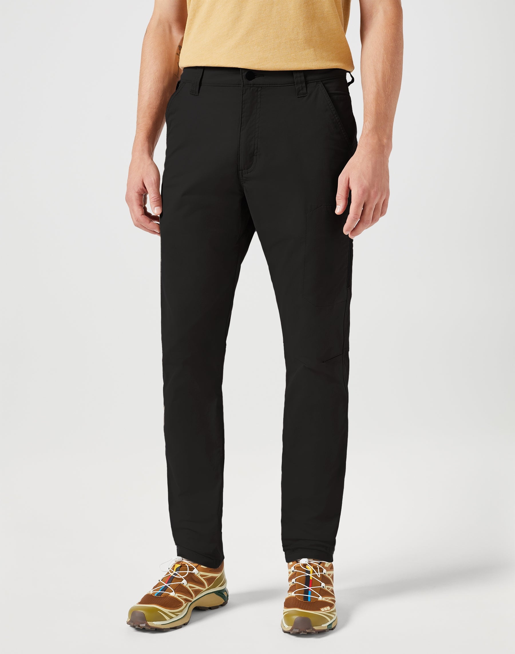 All Terrain Gear Sustainable Utility Pant in Black Pantalon Wrangler