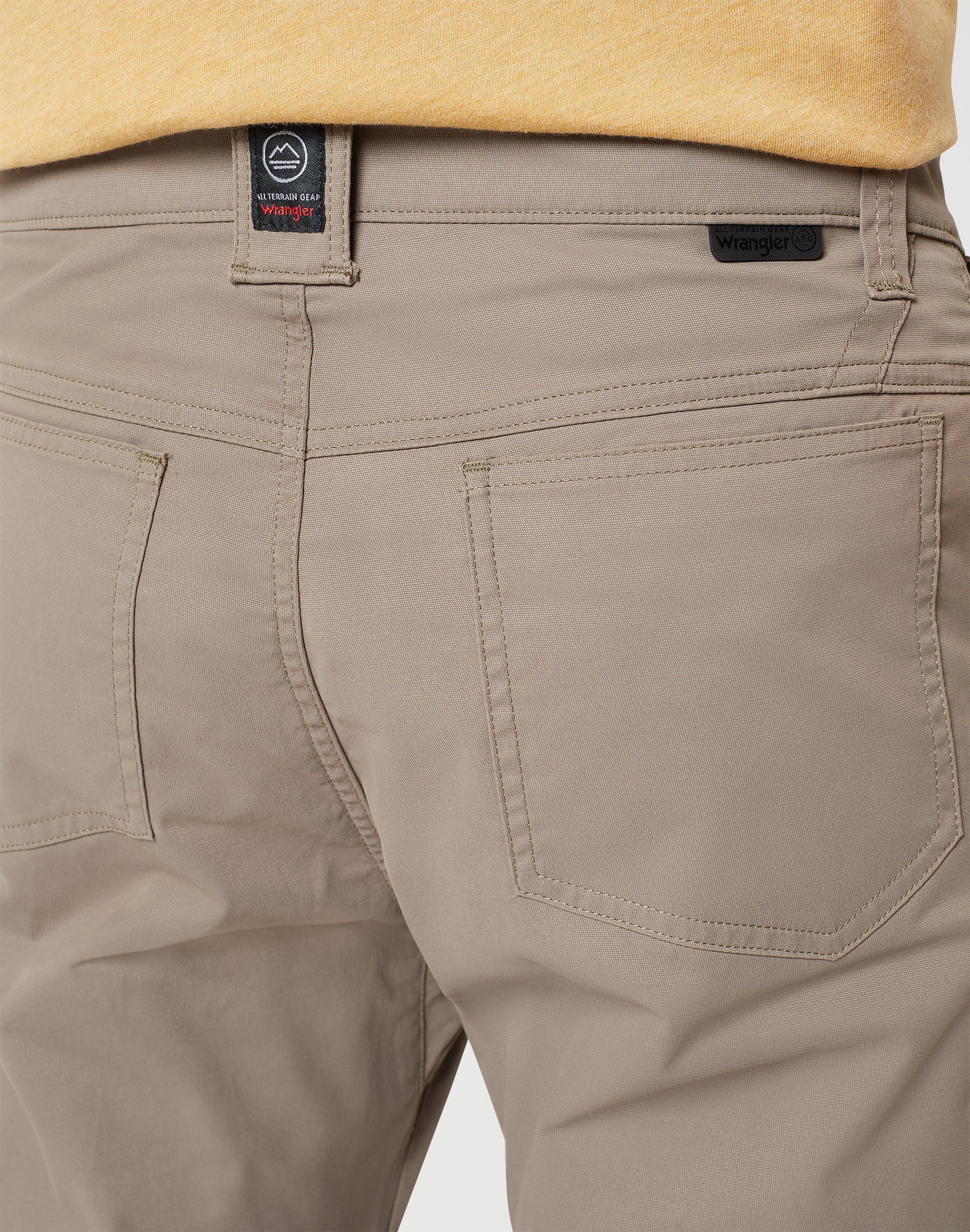 Sustainable Utility Pantalon en velours côtelé bungee Pantalon Wrangler