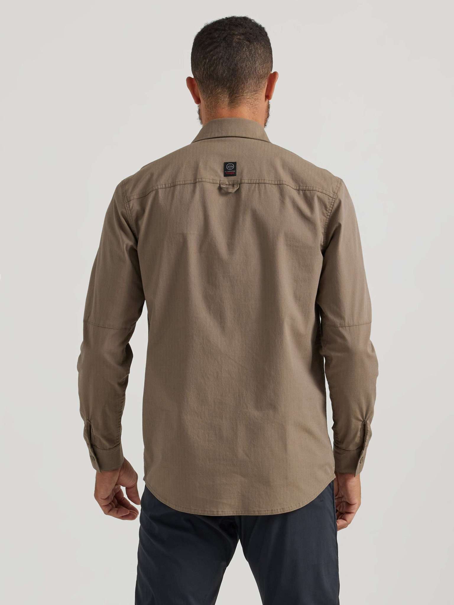 LS Rugged Utility Shirt in Bungee Cord Chemises Wrangler