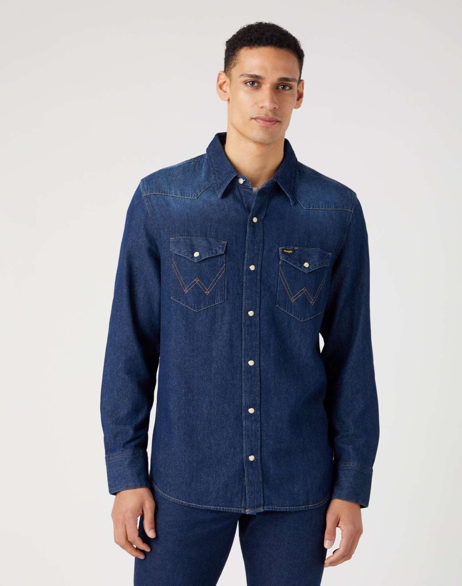 27MW Icon Shirt in Dark Stone Chemises Wrangler