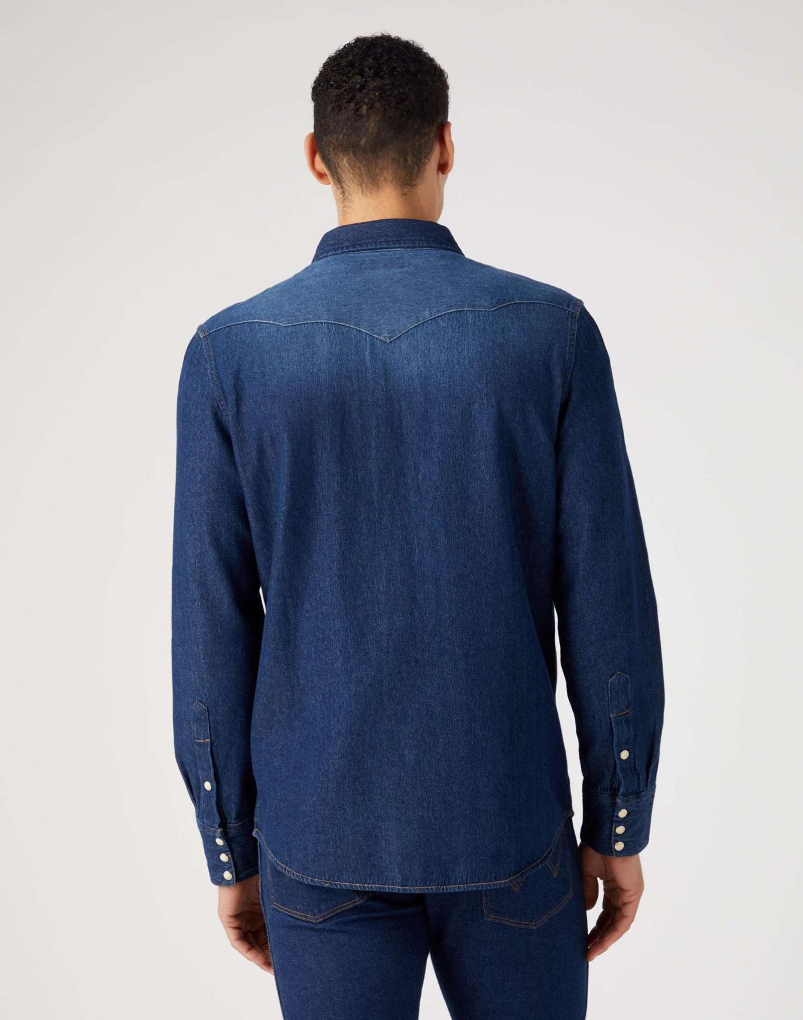 27MW Icon Shirt in Dark Stone Chemises Wrangler