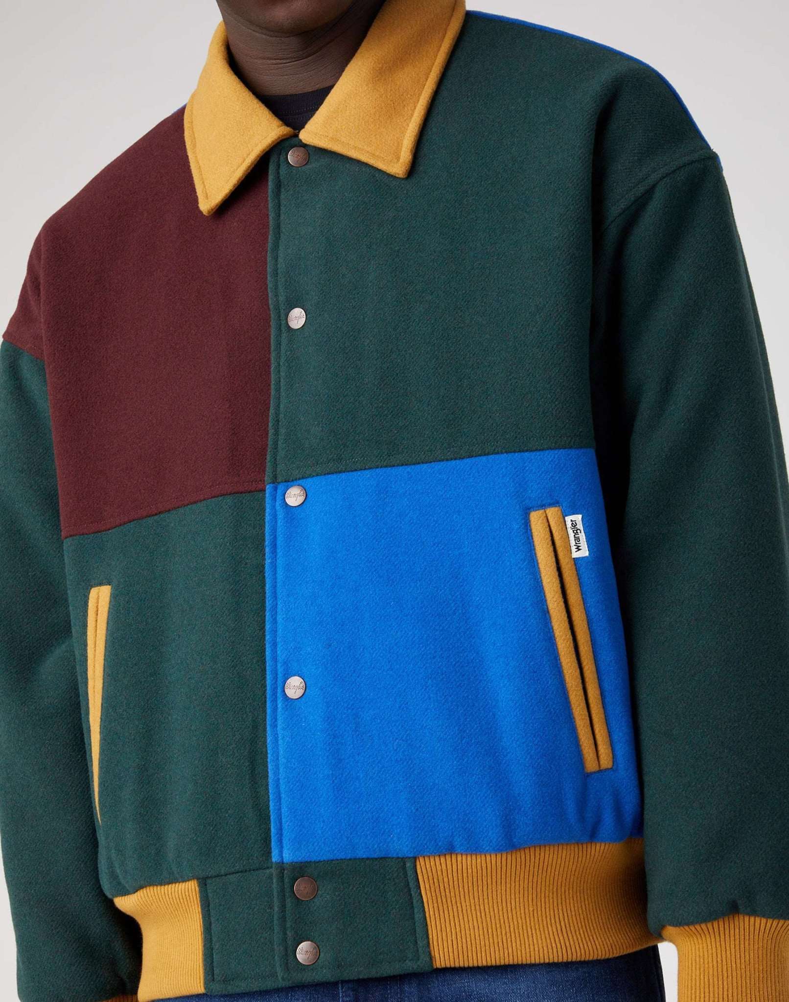 Bomber Jacket in Darkest Spruce Vestes Wrangler