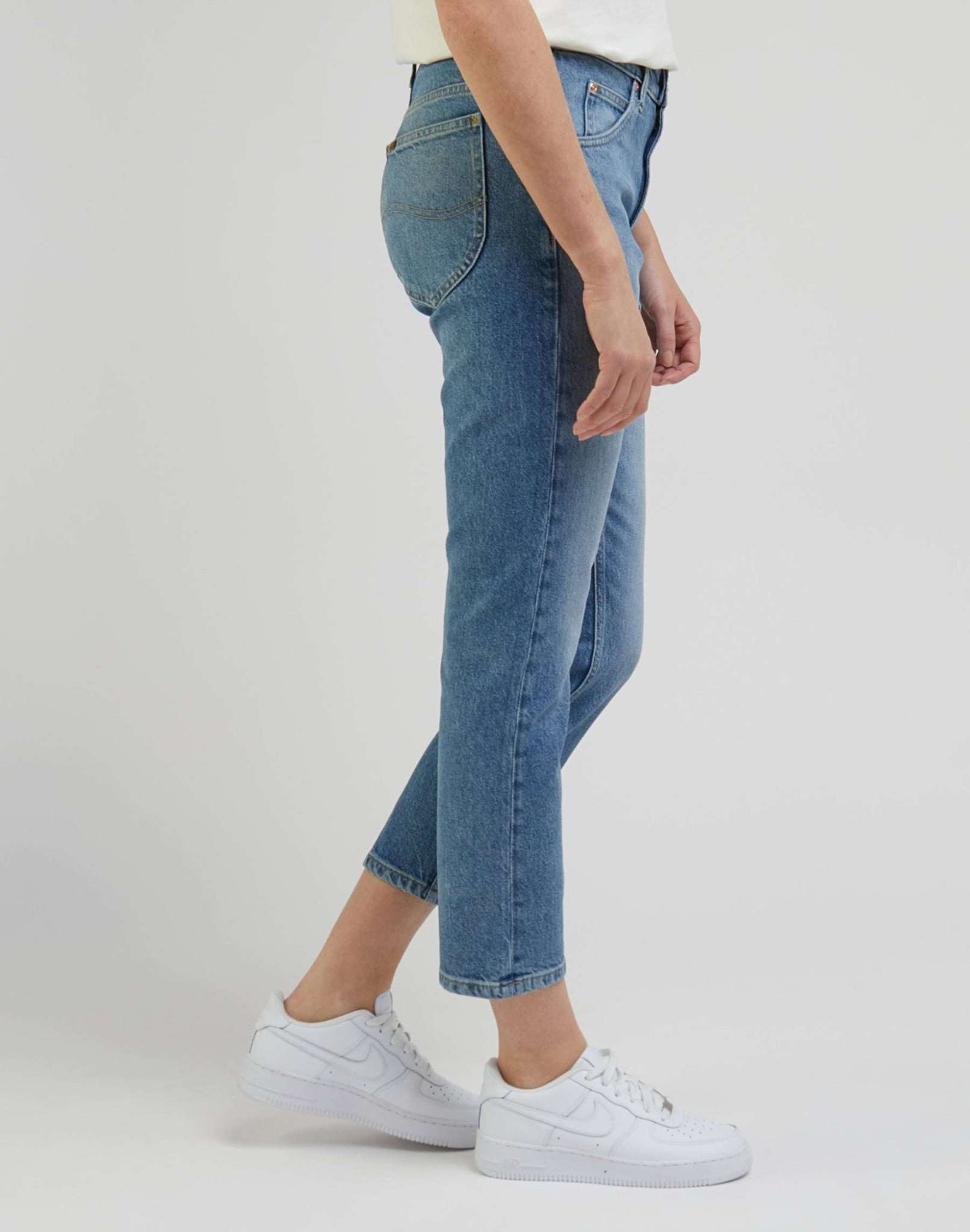 Rider Jeans dans Modern Mid Jeans Lee