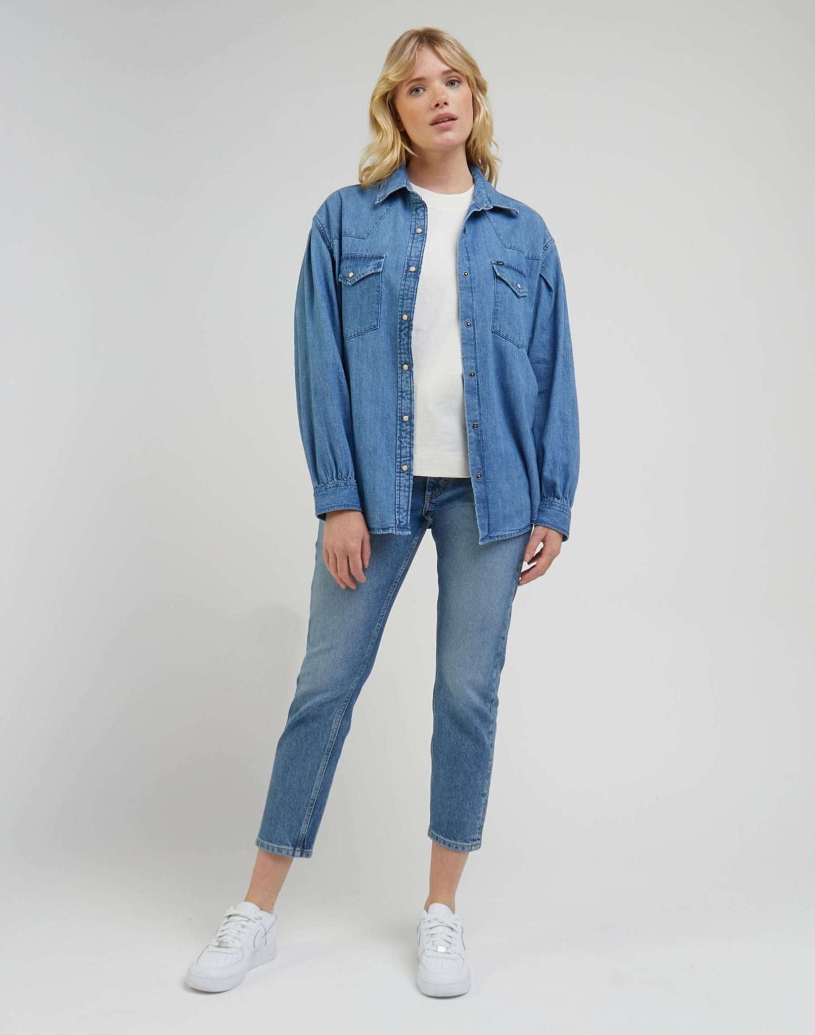 Rider Jeans dans Modern Mid Jeans Lee