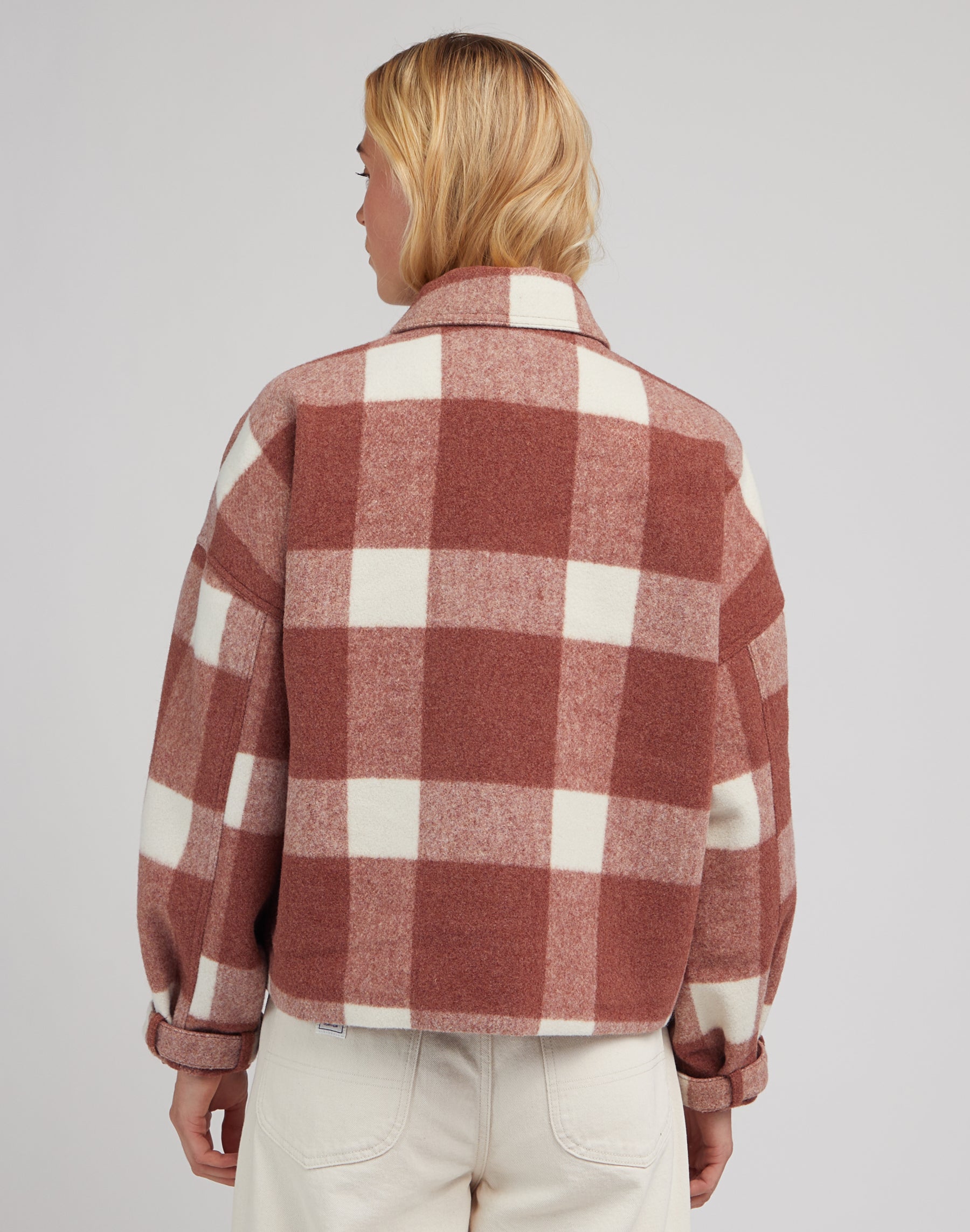 Wool Jacket dans Vestes Ruby Cocoa Lee