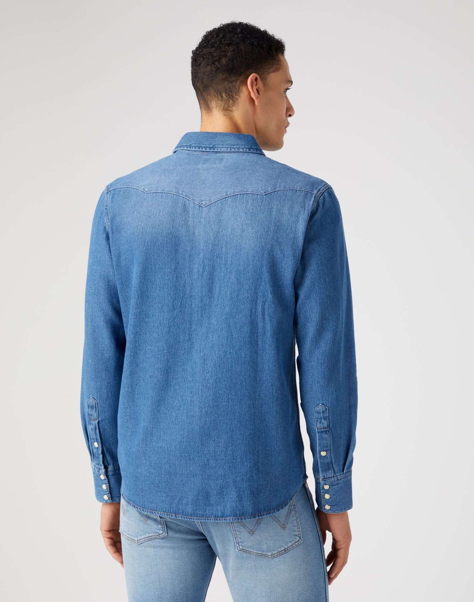 27MW Icon Shirt en Icon Mid Stone Chemises Wrangler