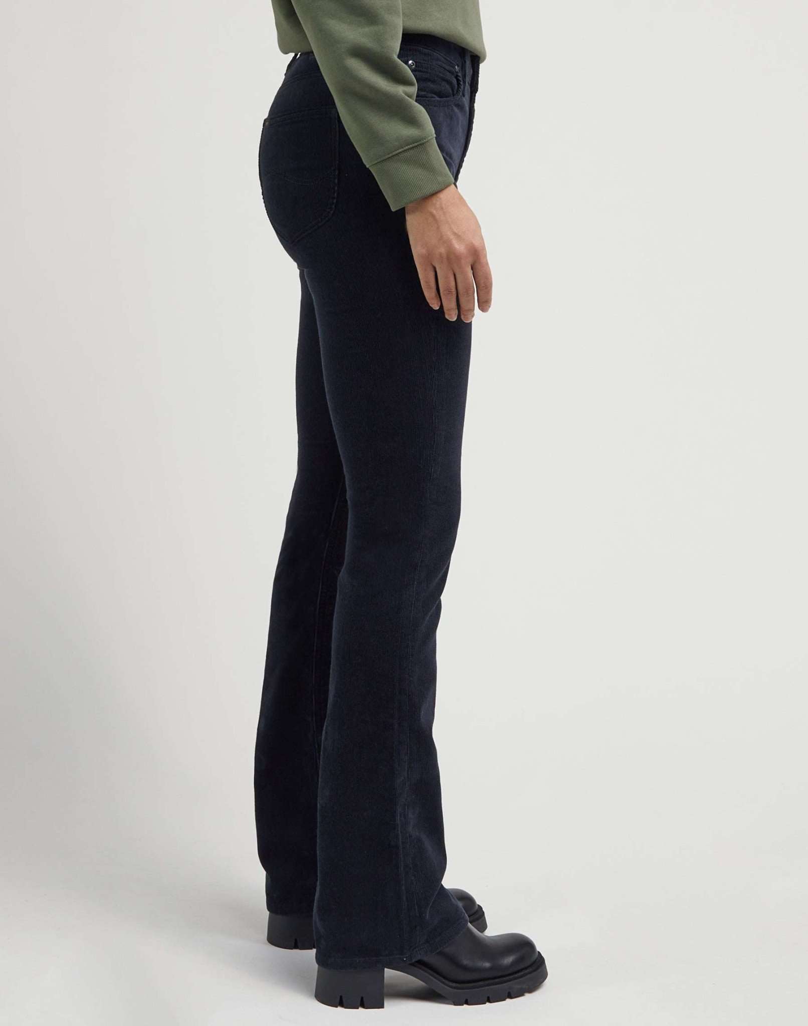 Breese Boot in Black Pantalon Lee