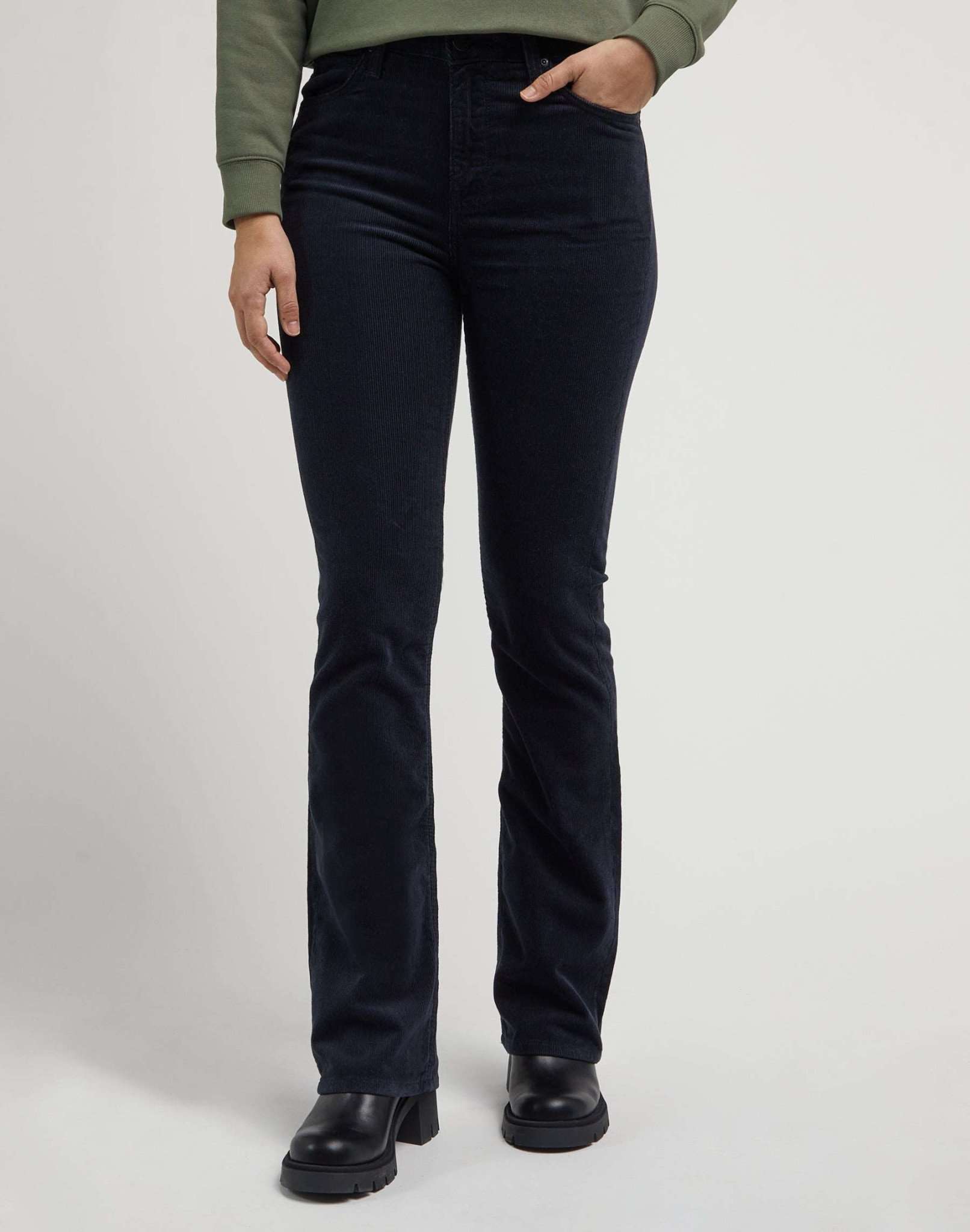 Breese Boot in Black Pantalon Lee