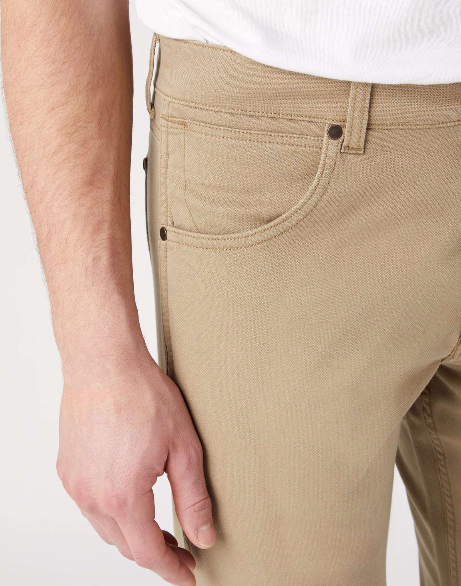 Greensboro in Lead Grey Pantalon Wrangler