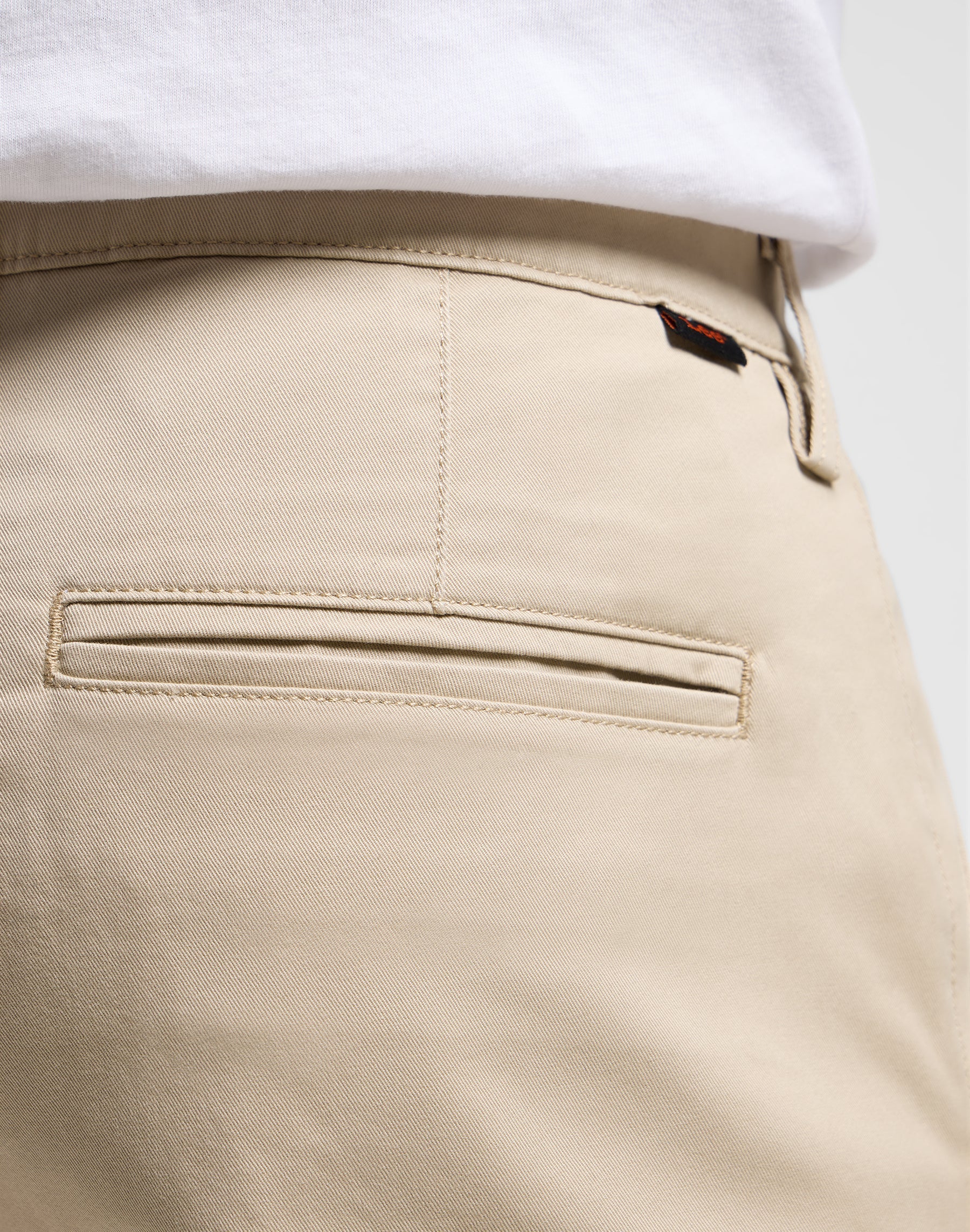 Slim Chino in Stone Pantalon Lee