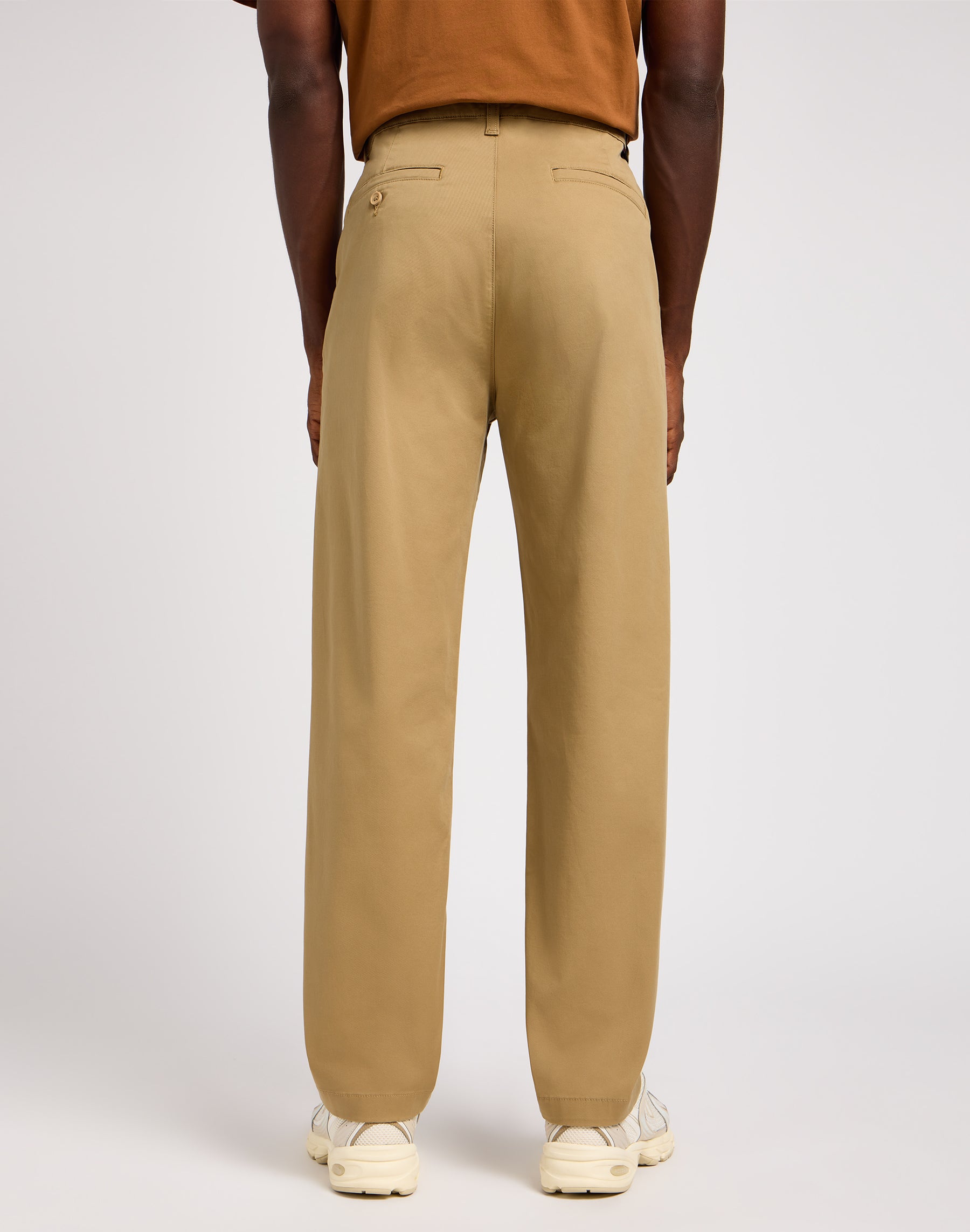 Relaxed Chino Leesures in Clay Pantalon Lee