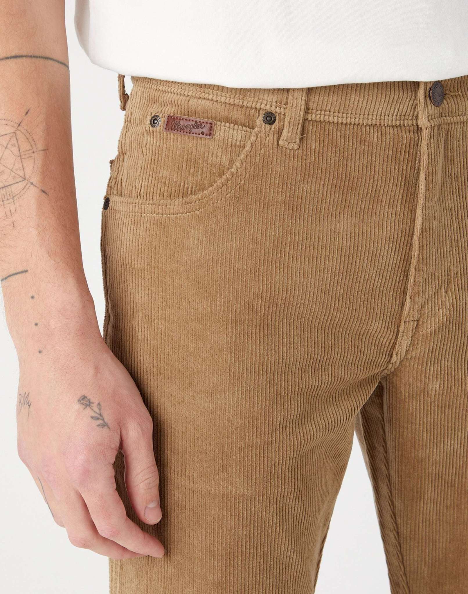 Texas Corduroy in Lead Grey Pantalon Wrangler