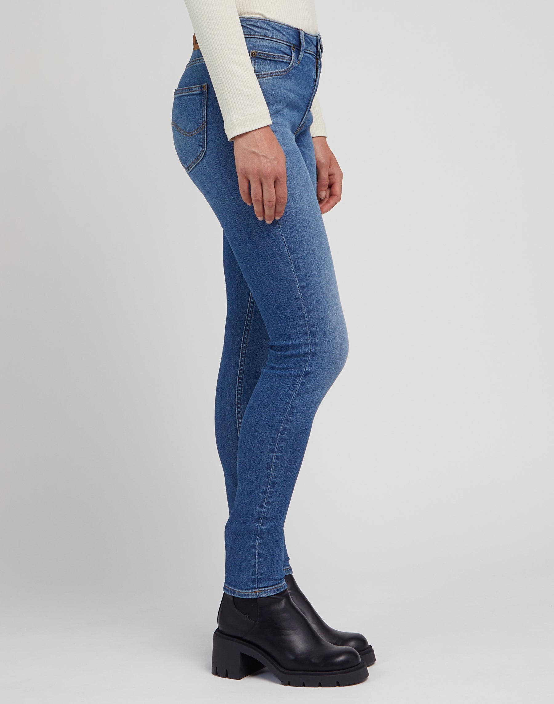 Jeans Scarlett High in The Shade Lee