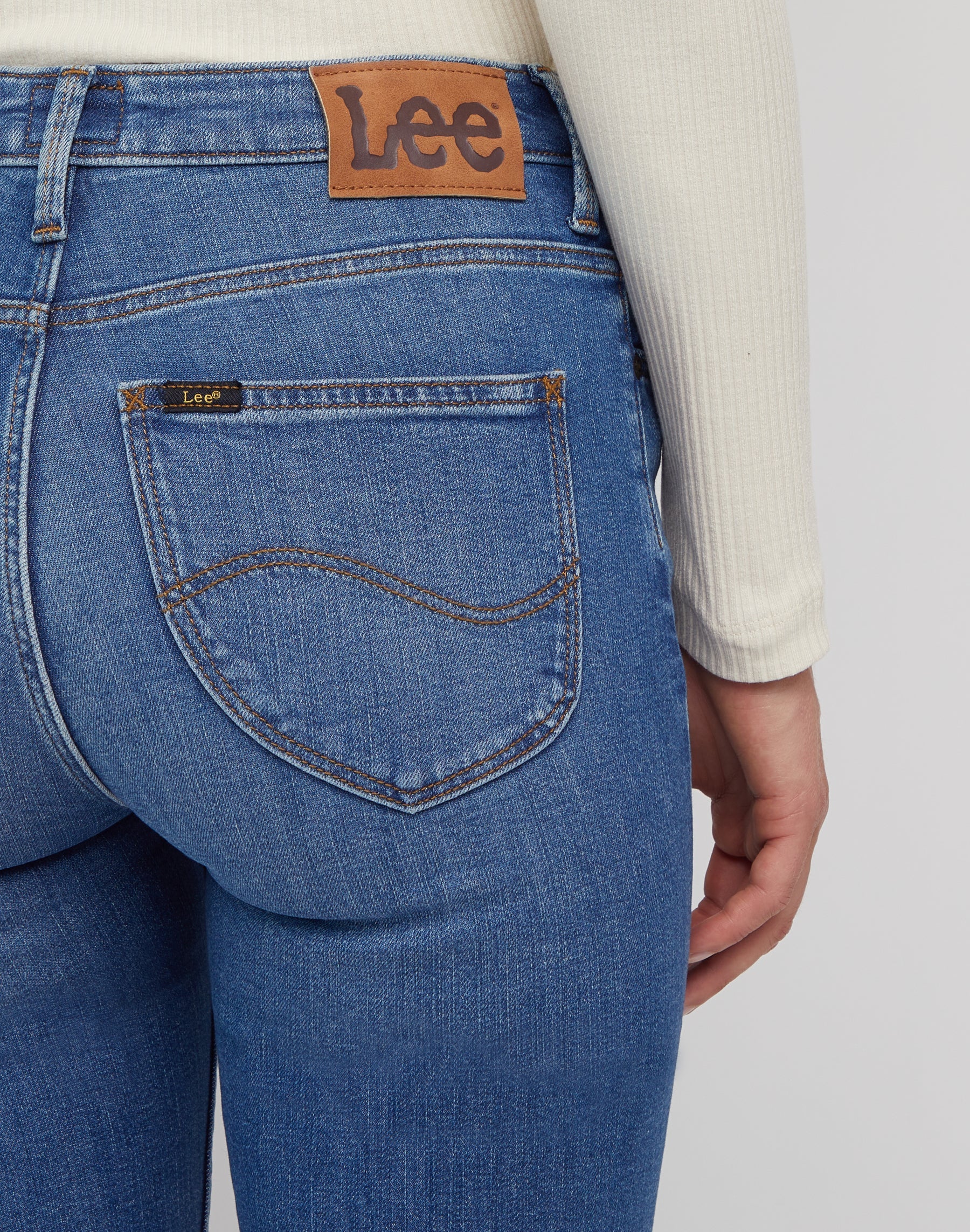 Jeans Scarlett High in The Shade Lee