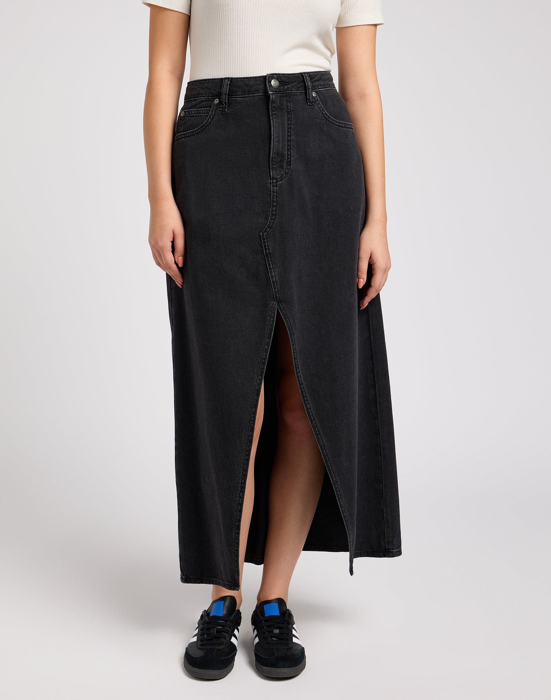 Maxi Skirt dans Into The Shadow Jupes Lee
