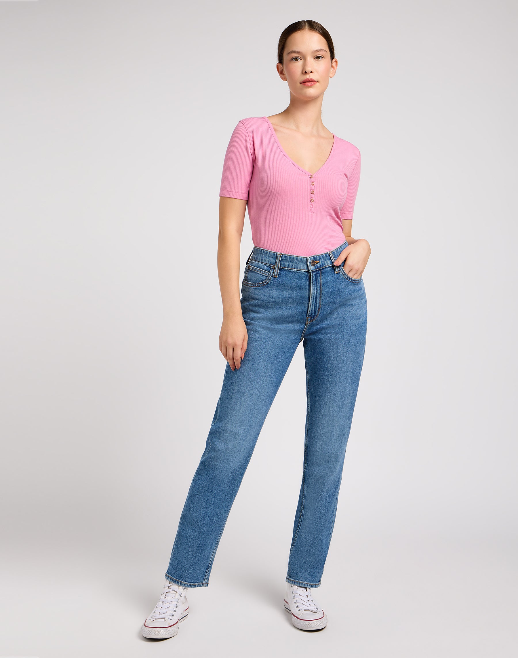 Carol dans Hit Of Blue Jeans Lee