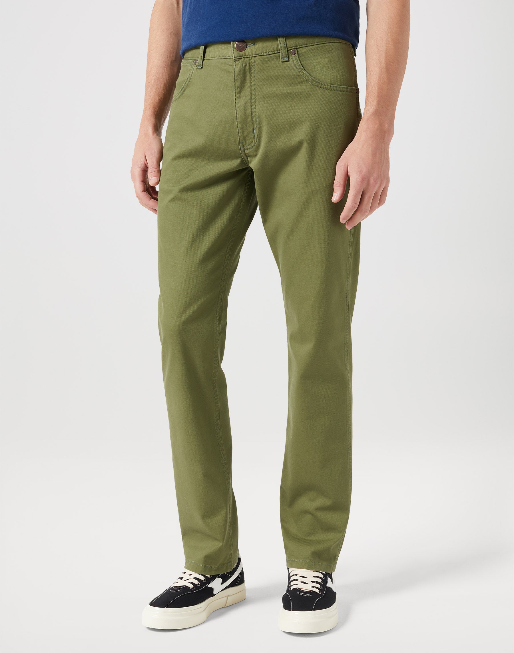 Greensboro Low Stretch in Olive Pantalon Wrangler