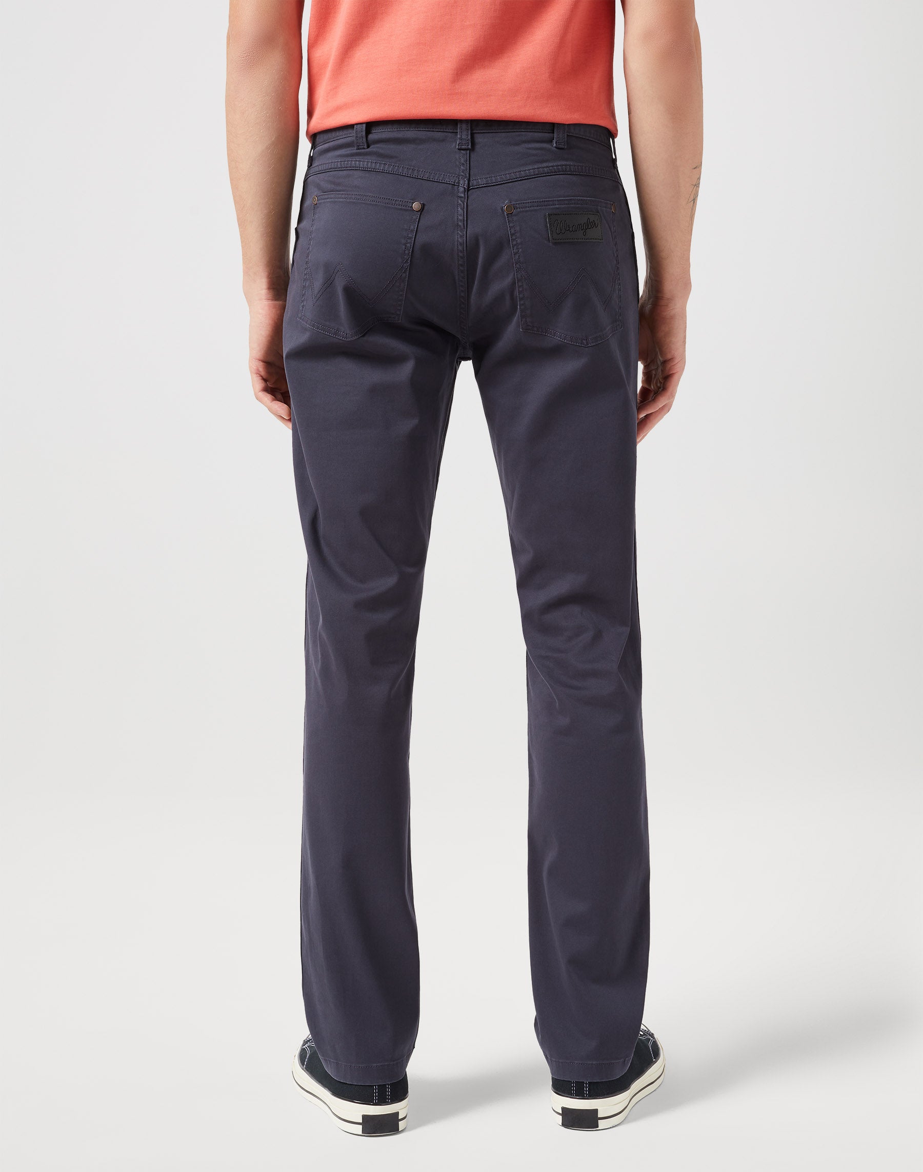 Greensboro in Dark Navy Pantalon Wrangler