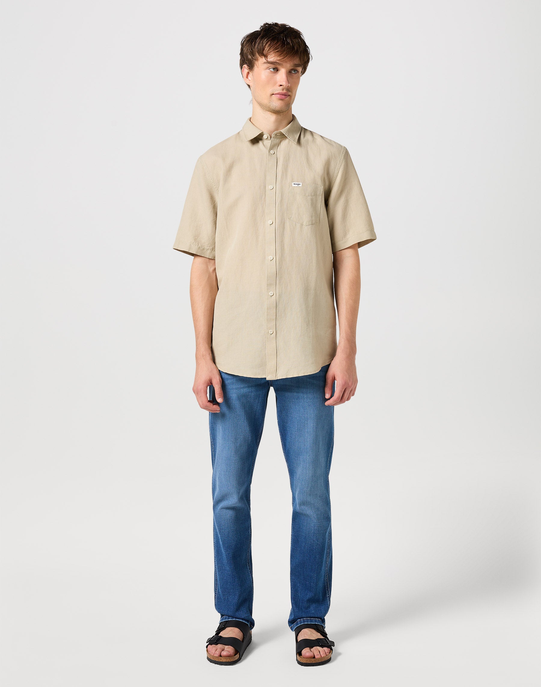 Regular Fit in Deep Jeans Wrangler