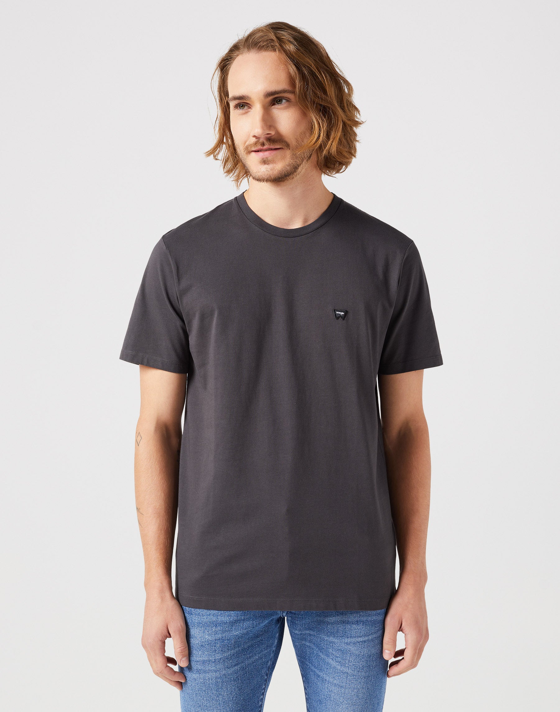 Sign Off Tee in Faded Black T-shirts Wrangler