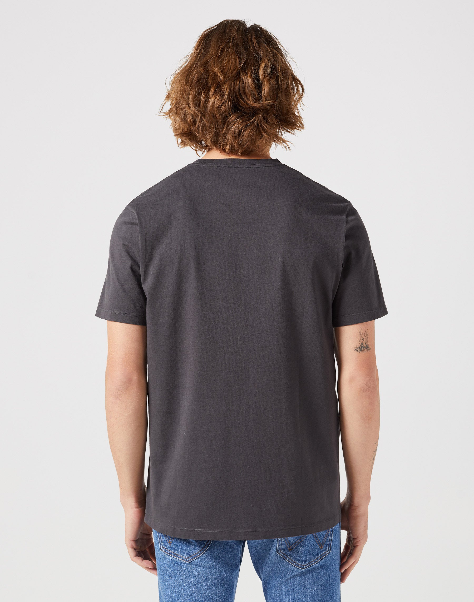 Sign Off Tee in Faded Black T-shirts Wrangler