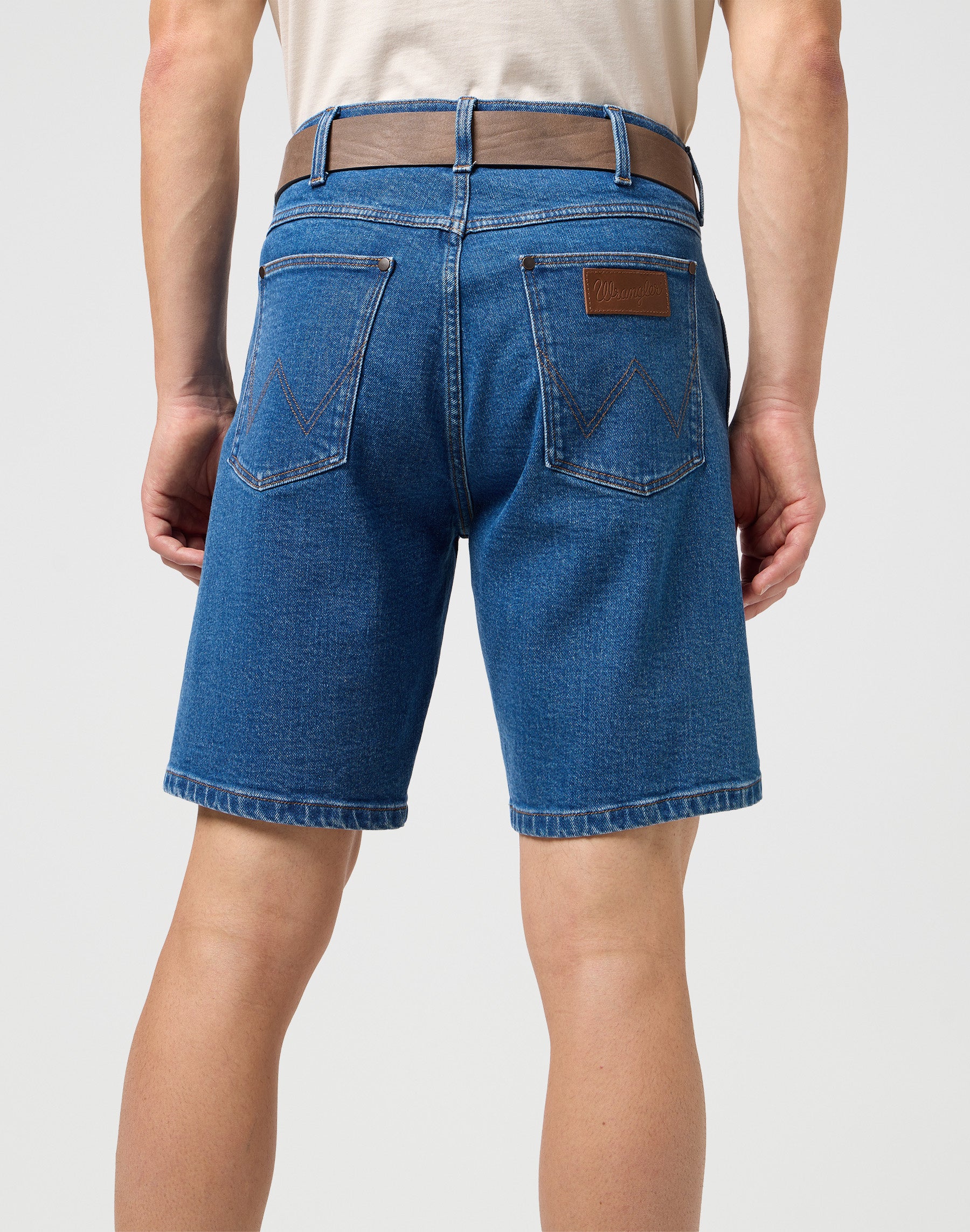 Roller Buckle Belt in Plaza Taupe Ceinture Wrangler