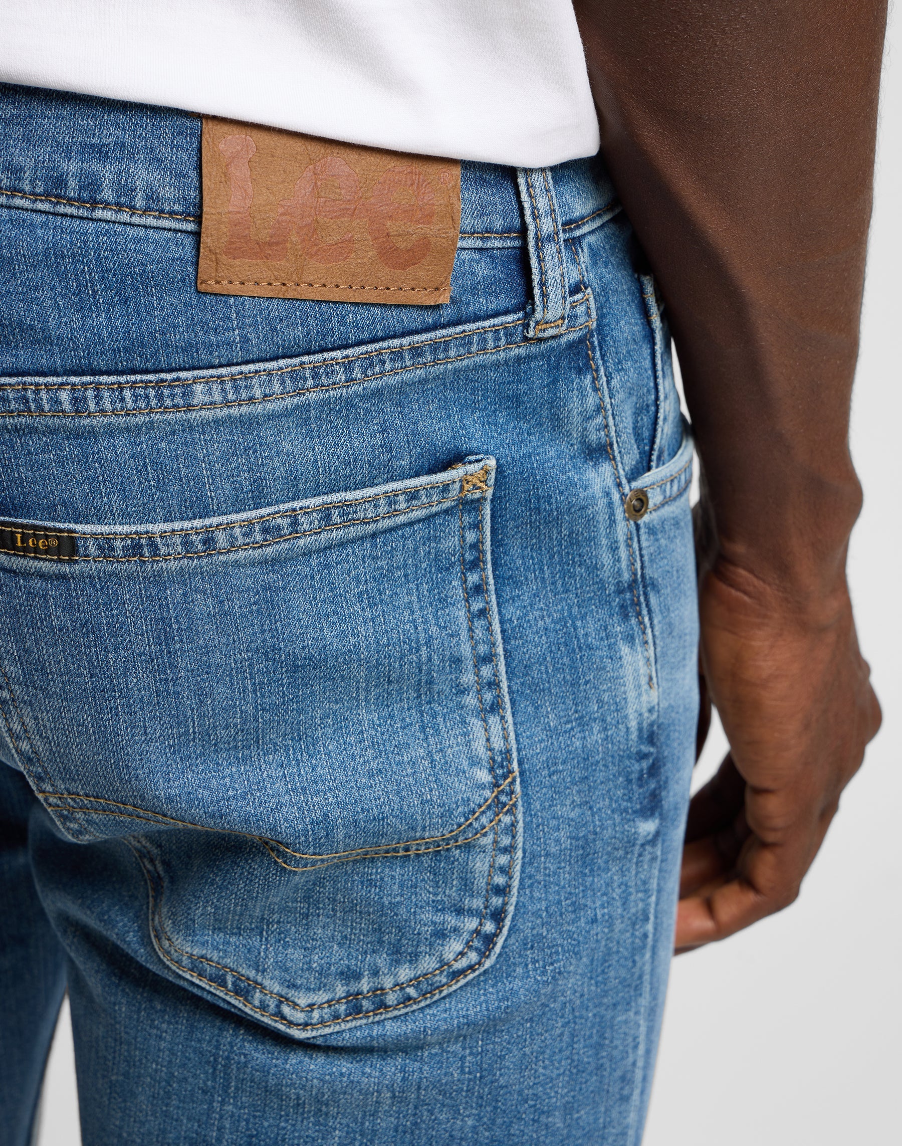 Luke en jeans Highland Lee