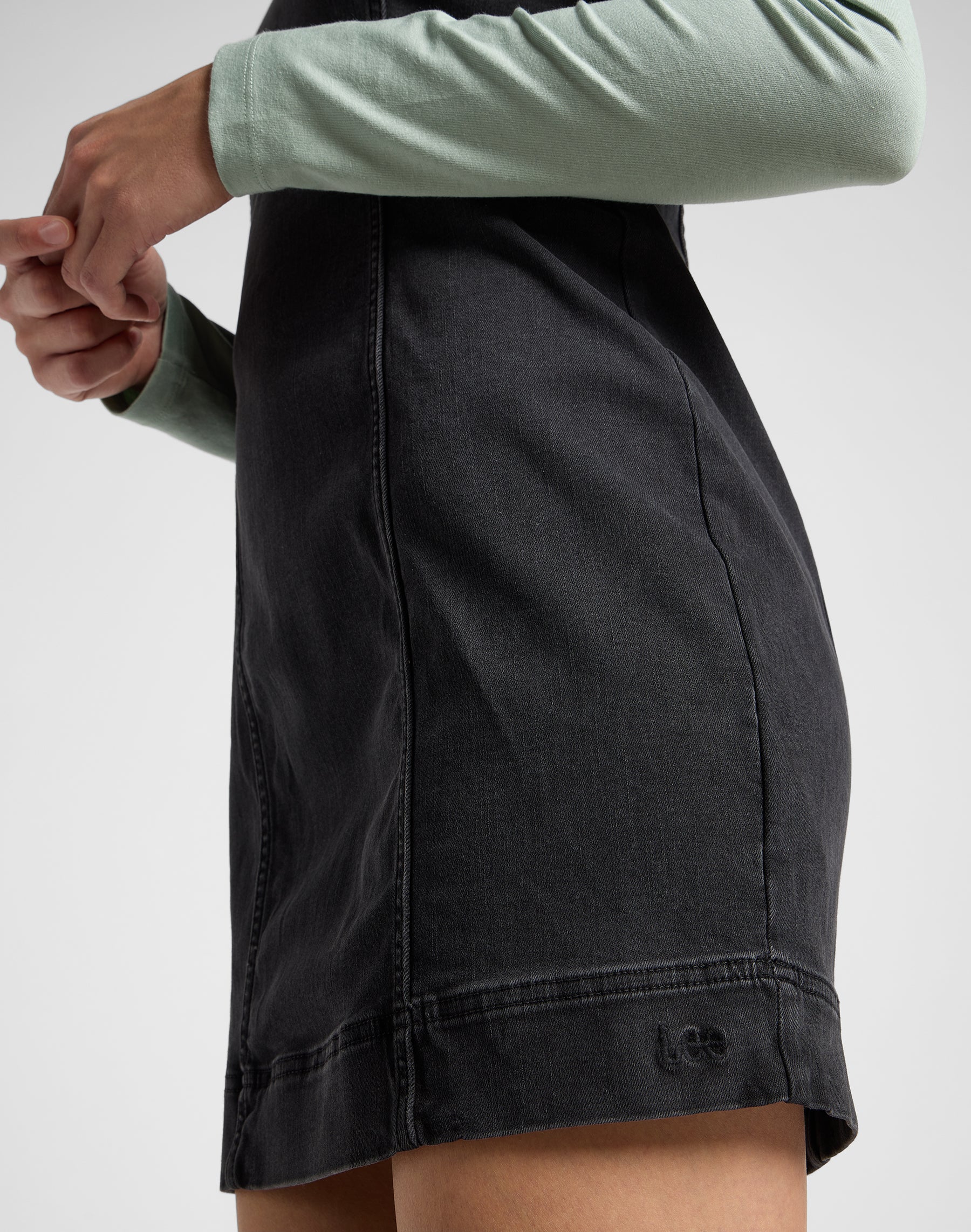 Robe Foreverfit en noir Avery Robes Lee