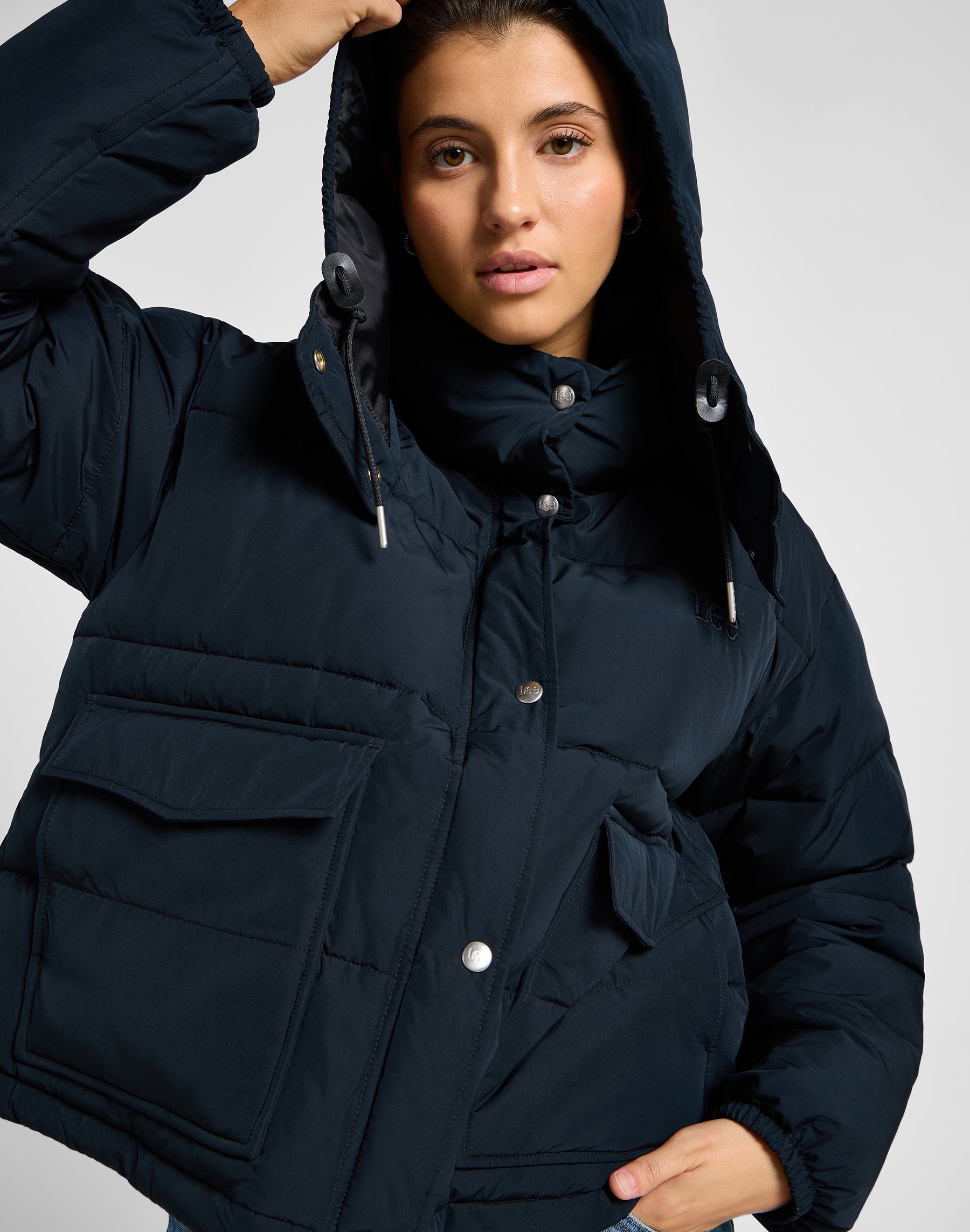 Short à capuche dans Unionall Black Vestes Lee