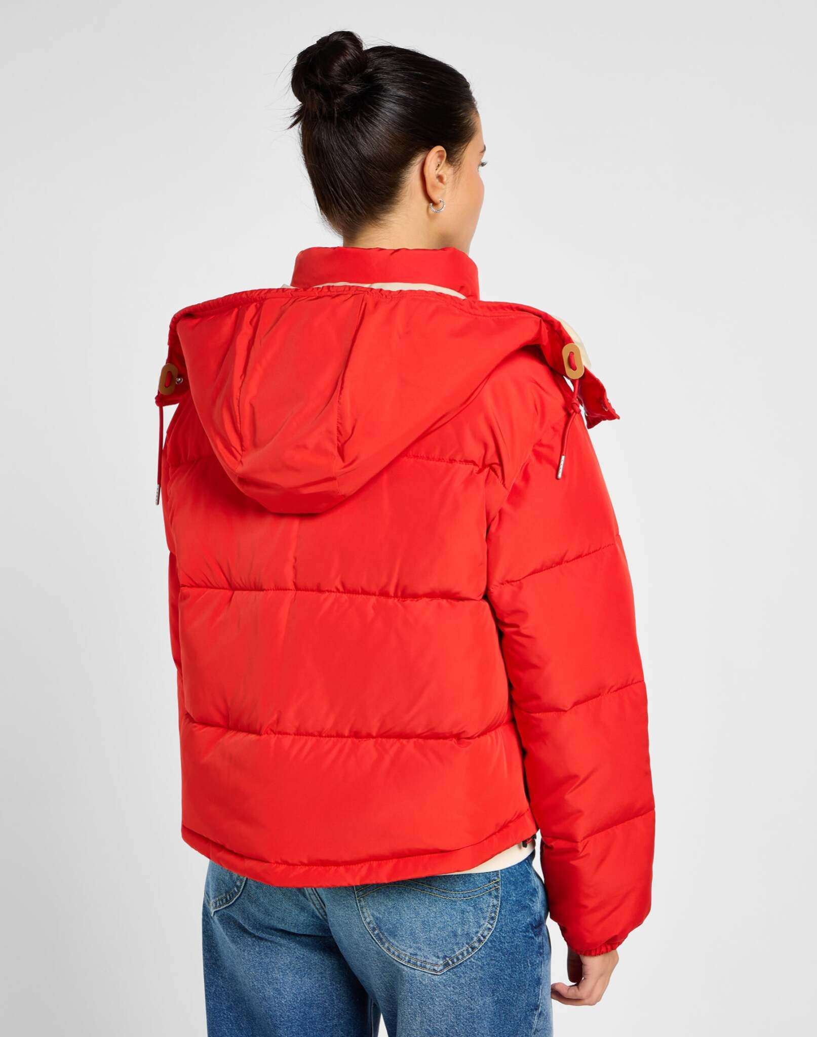 Vestes à capuche Short Puffer in True Red Lee