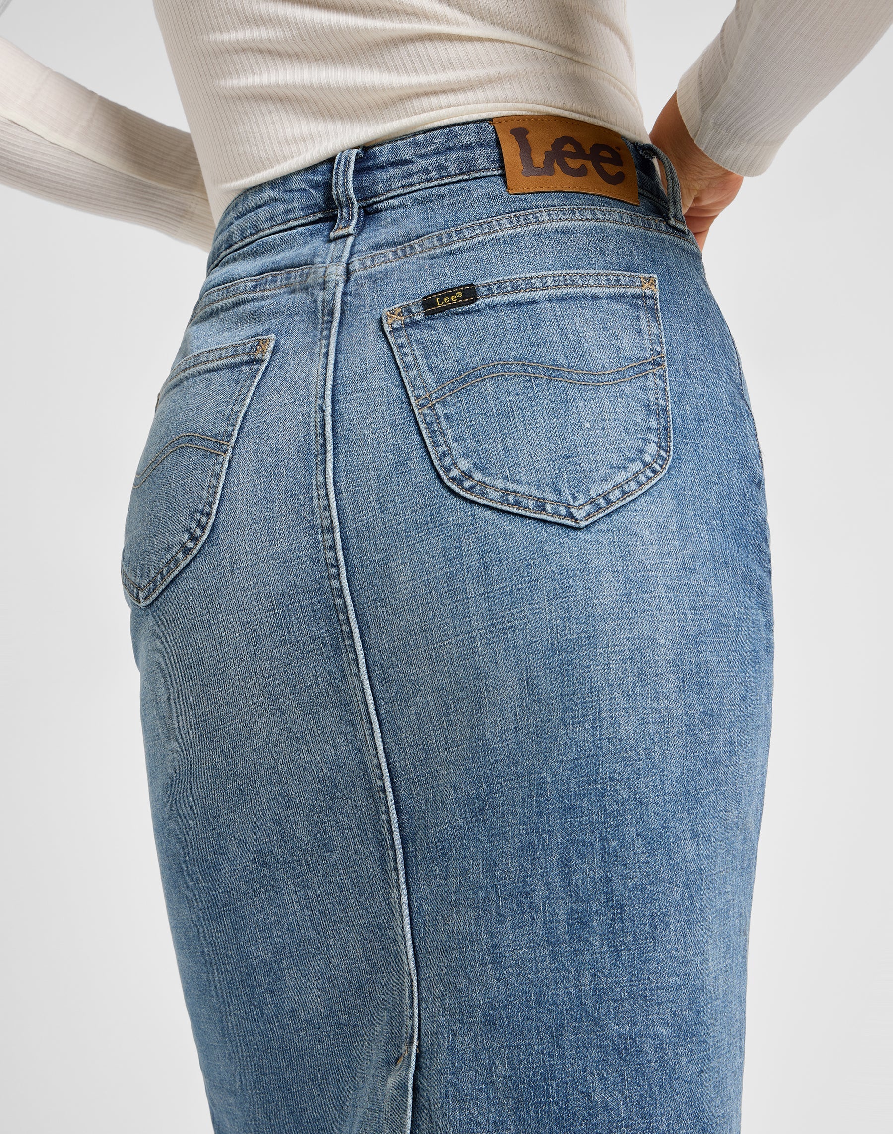 Back Slit Maxi Skirt dans Set Jupes libres Lee