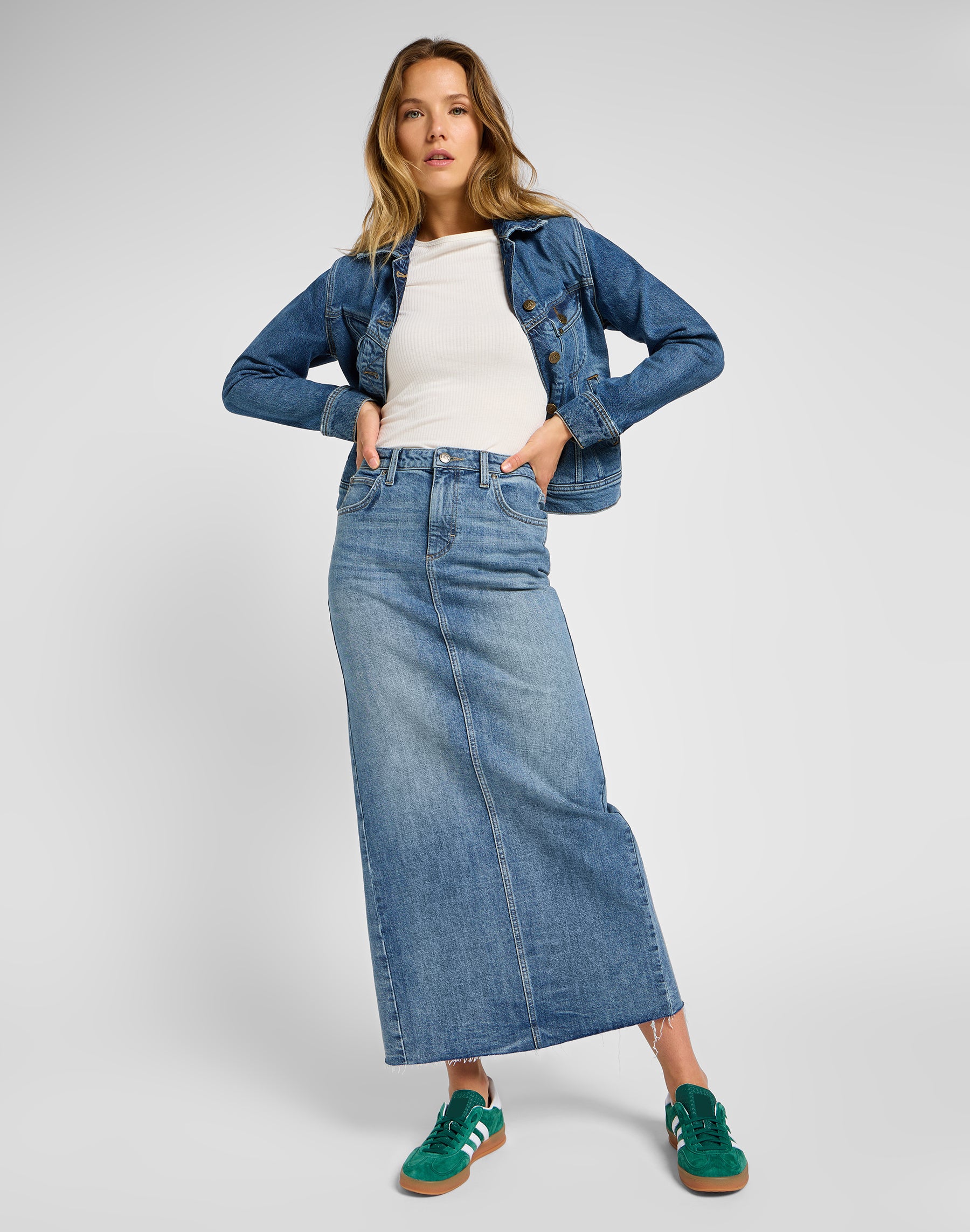 Back Slit Maxi Skirt dans Set Jupes libres Lee