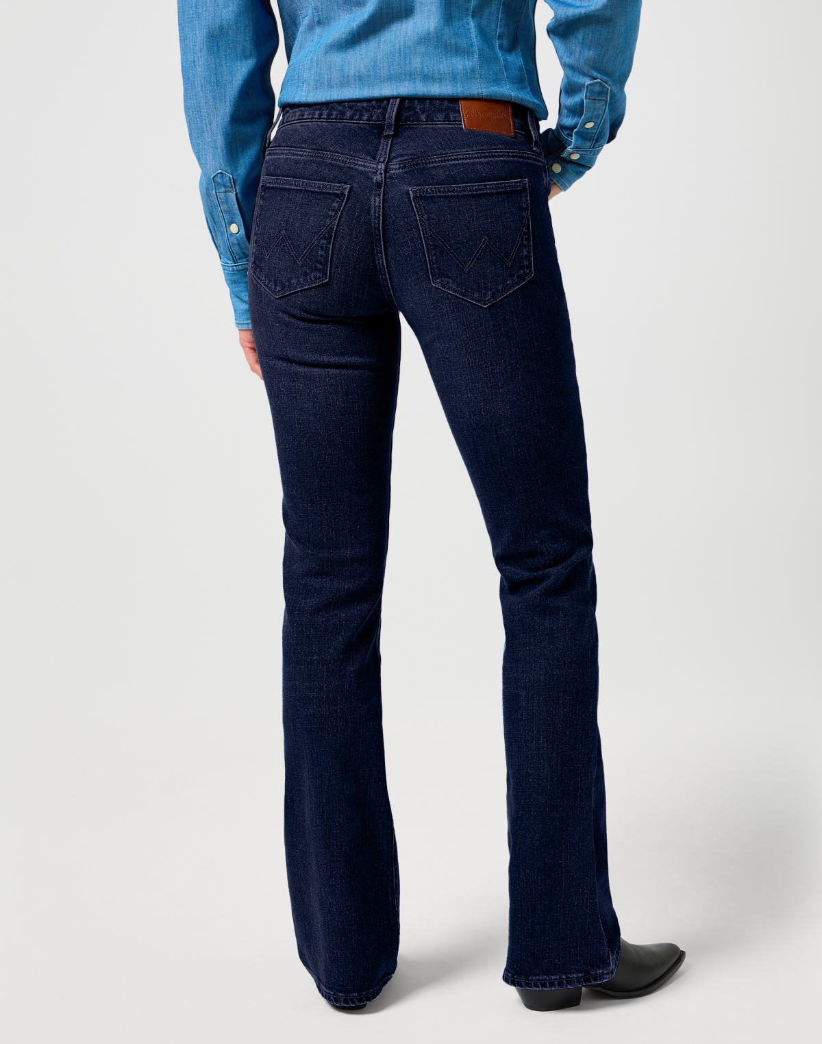 Jeans Bootcut en Iron Ore Wrangler