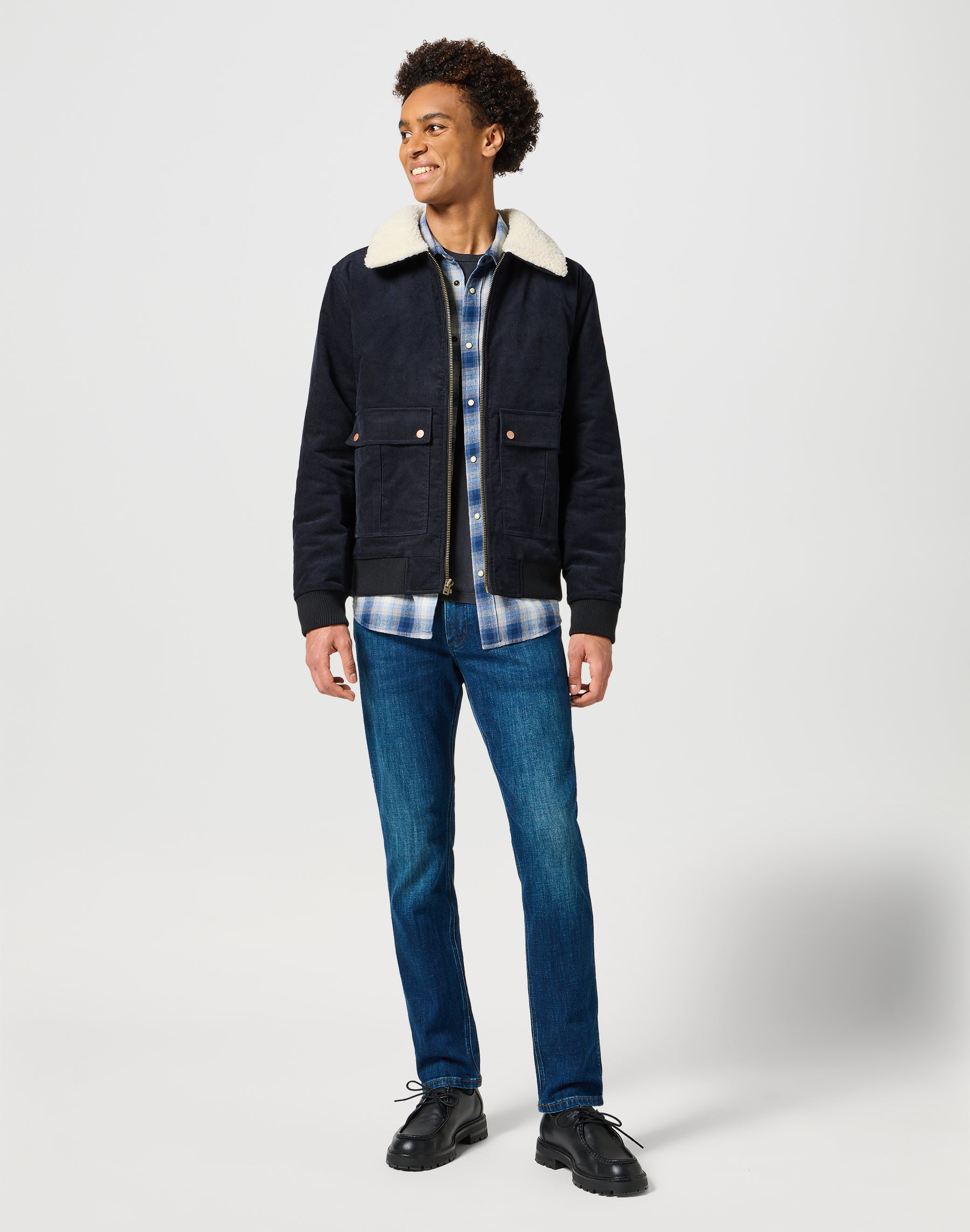 Corduroy Aviator in Black Vestes Wrangler