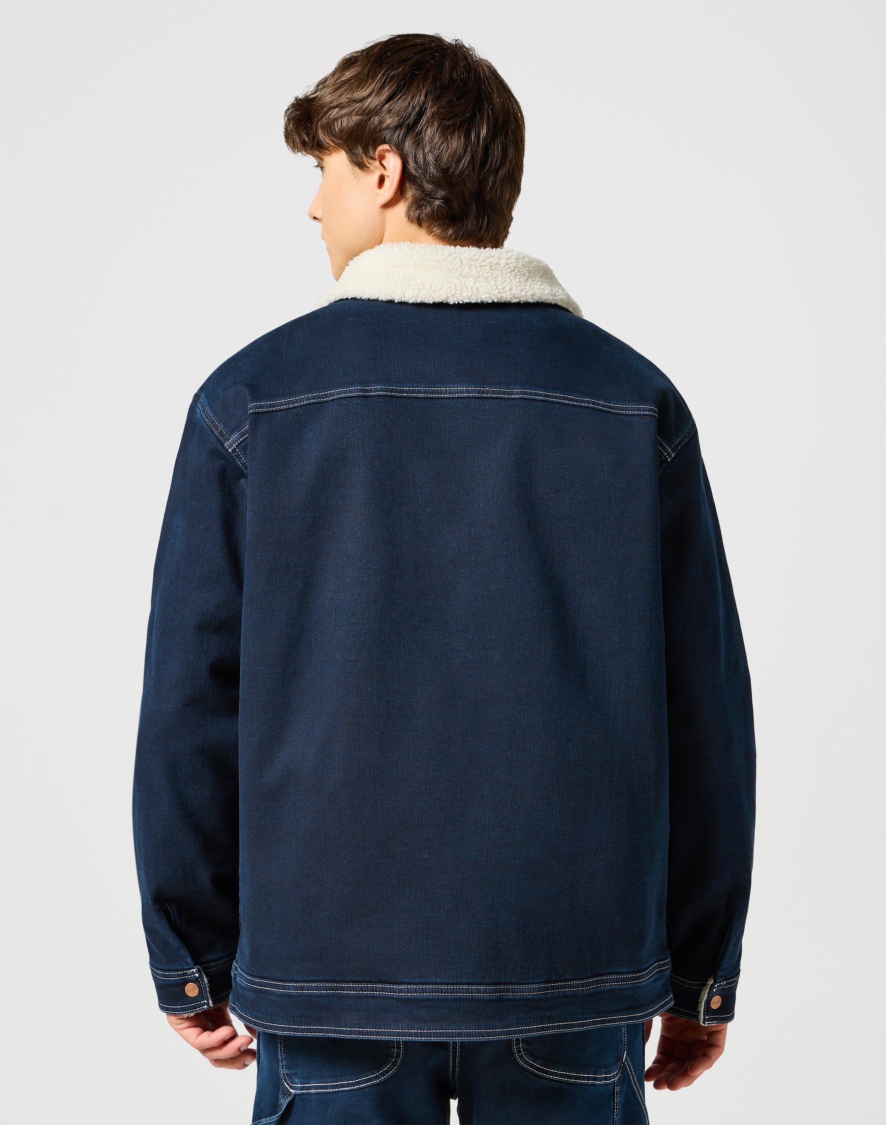 Casey Sherpa Jacket in Midnight Vestes Wrangler