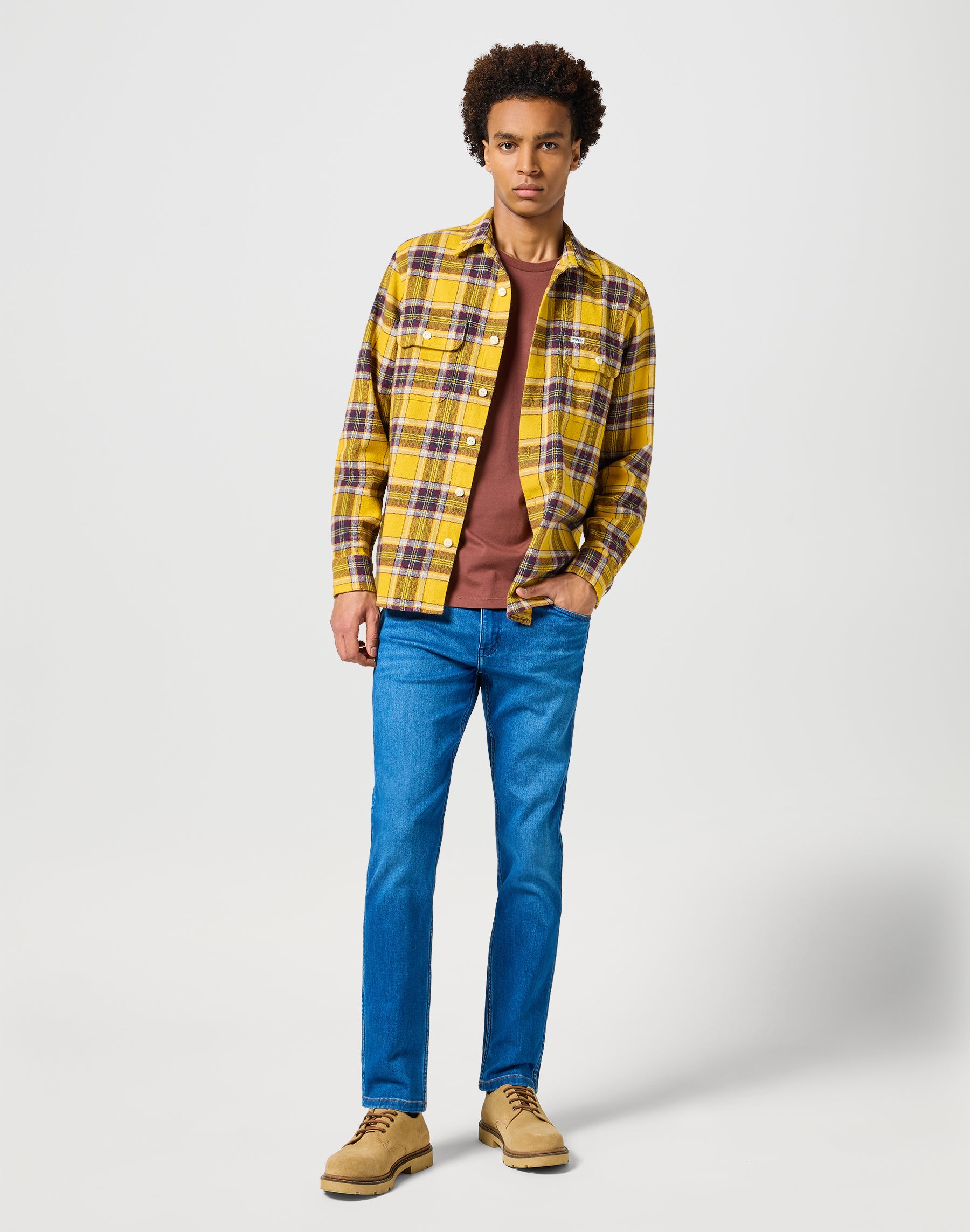 Graphic Tee in Root Beer T-shirts Wrangler