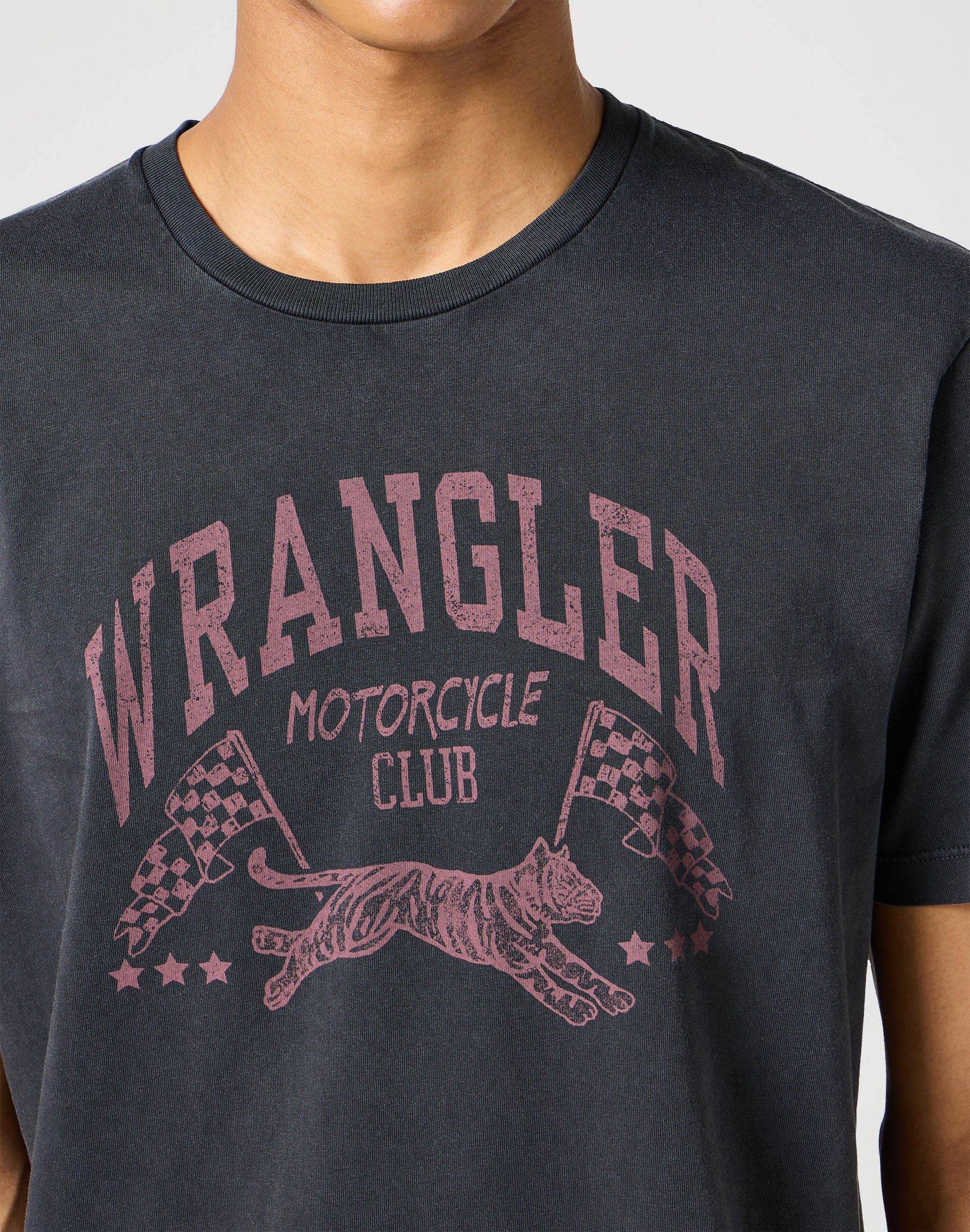 Graphic Tee in Faded Black T-shirts Wrangler