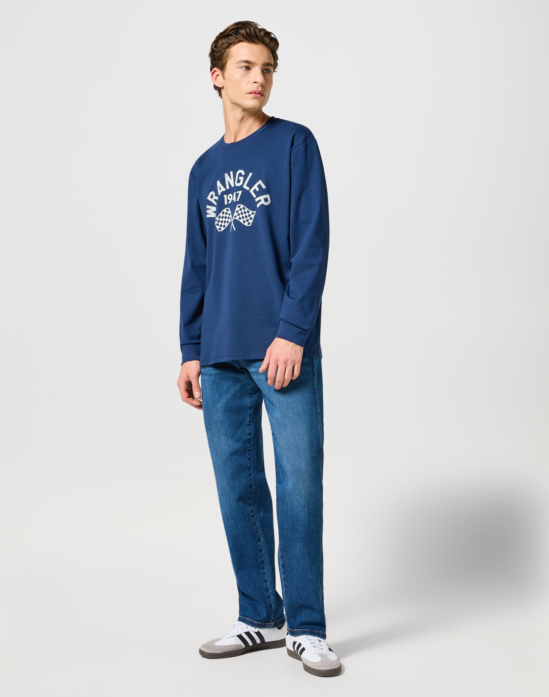 Tee-shirt à manches longues Graphic Tee in Navy T-shirts Wrangler