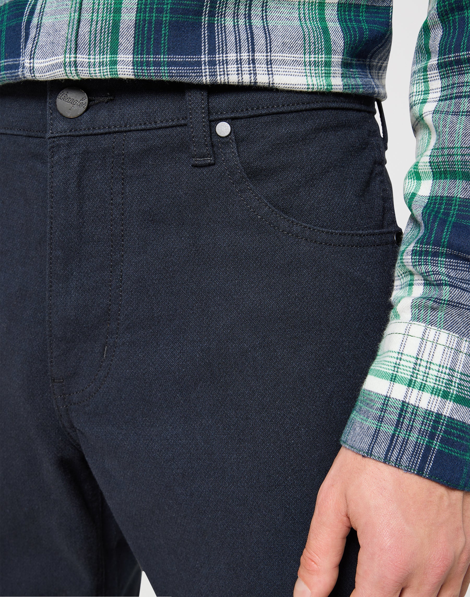 Greensboro in Dark Navy Pantalon Wrangler