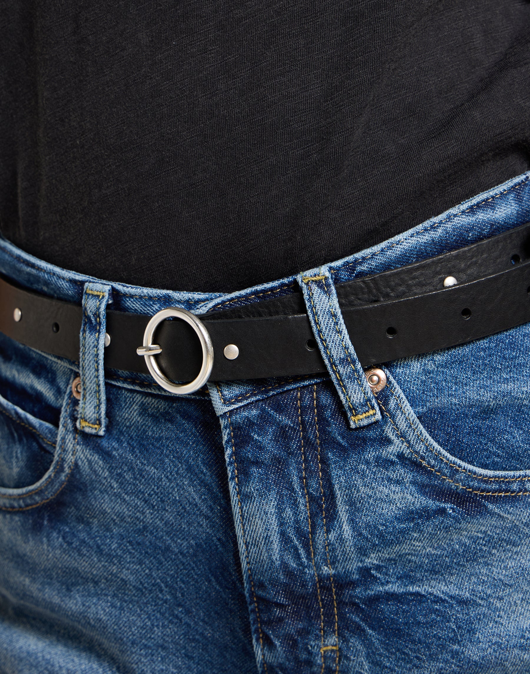 Studded Belt in Black Ceinture Lee