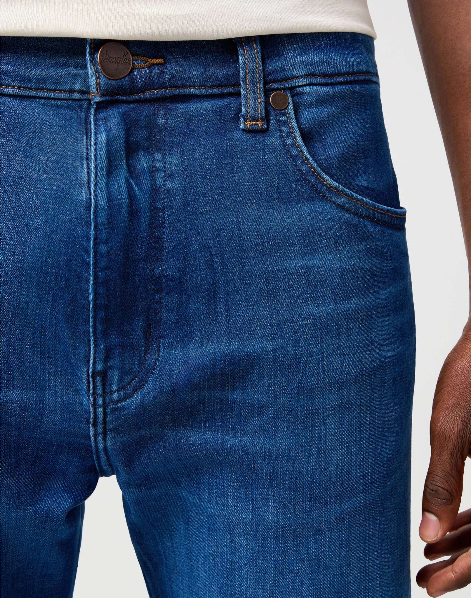 Frontier in Digital Blue Jeans Wrangler