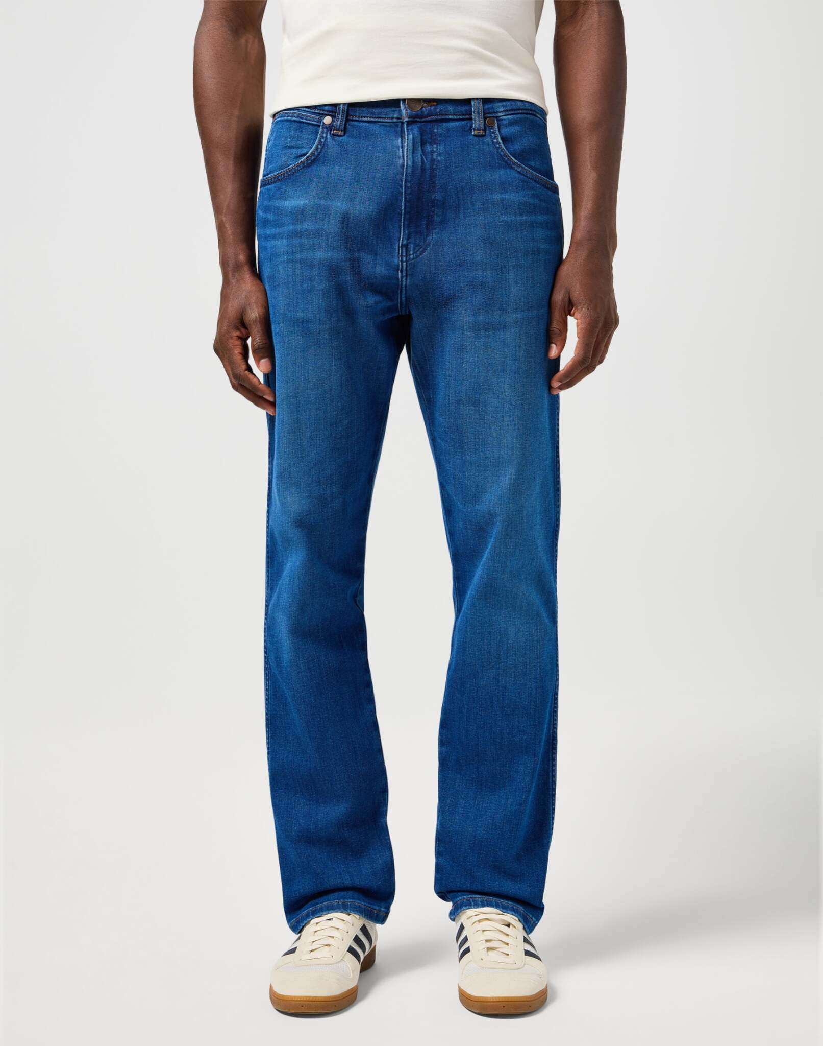 Frontier in Digital Blue Jeans Wrangler
