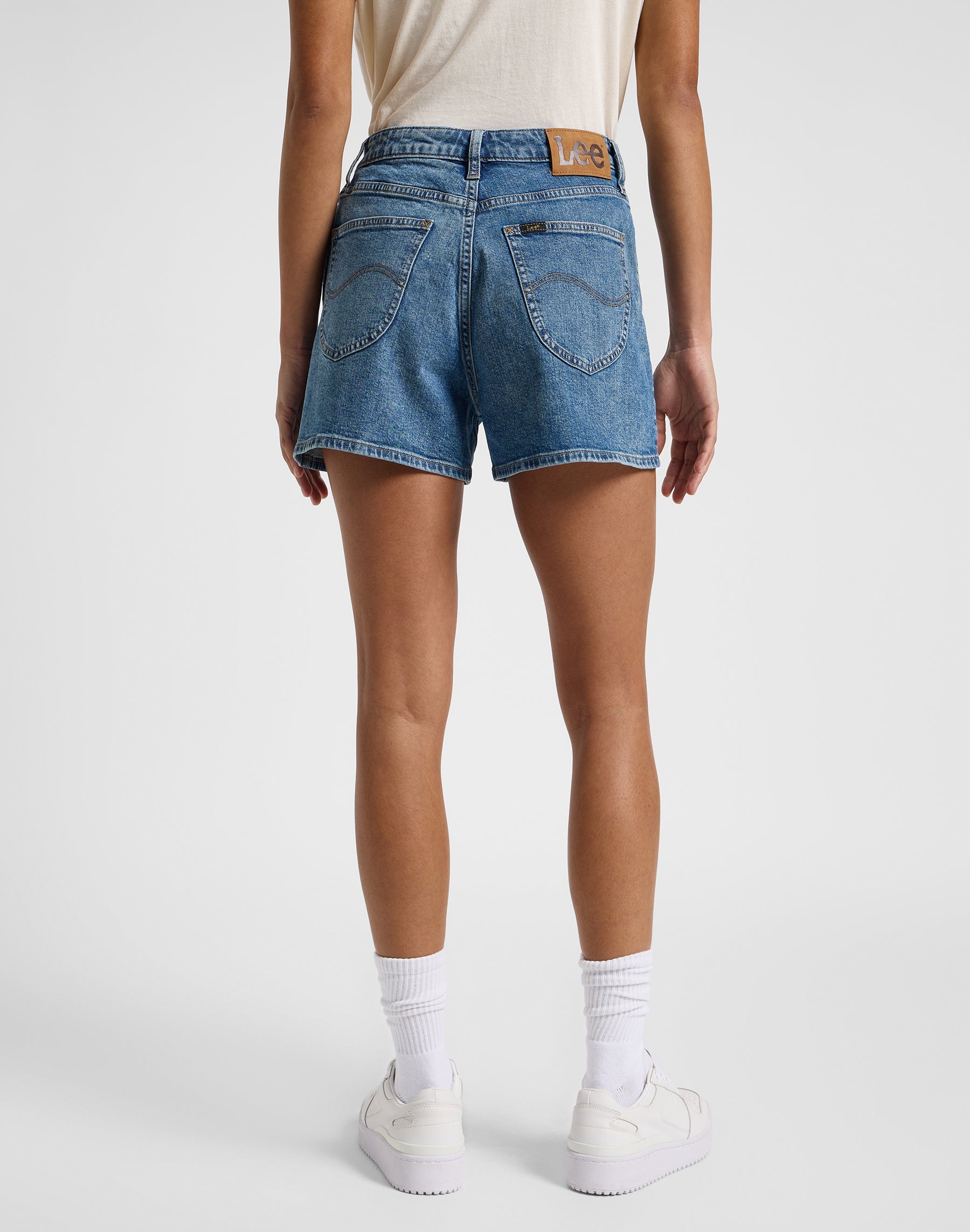 Carol Short en jean fil bleu Lee