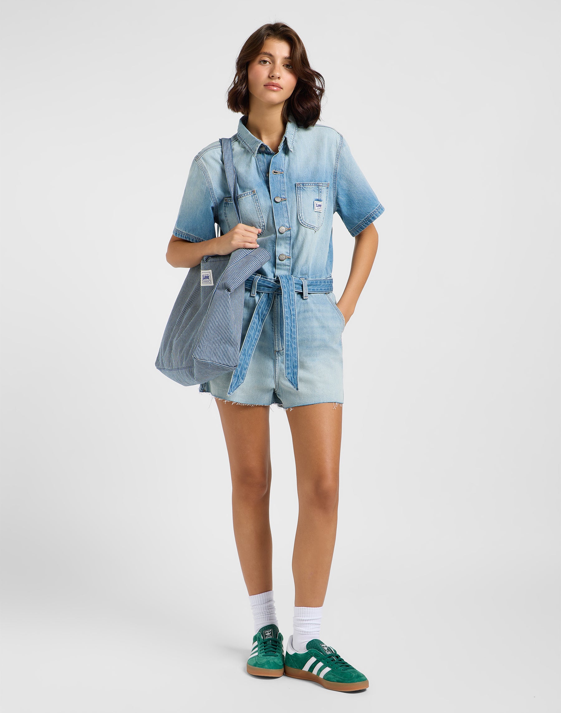 Chore Shortall dans Jours nuageux Overall Lee