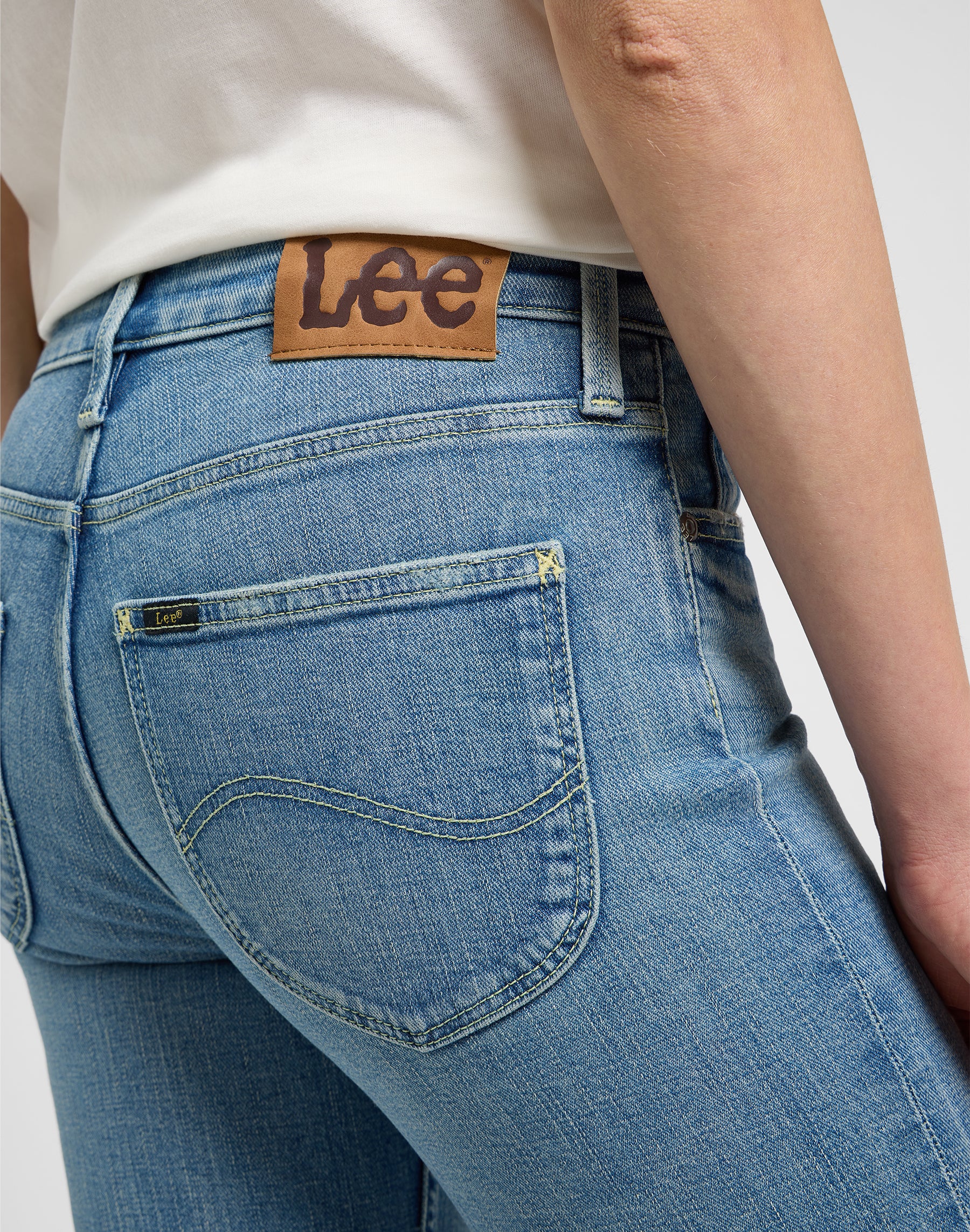 Elly in Ciel nuageux Jeans Lee